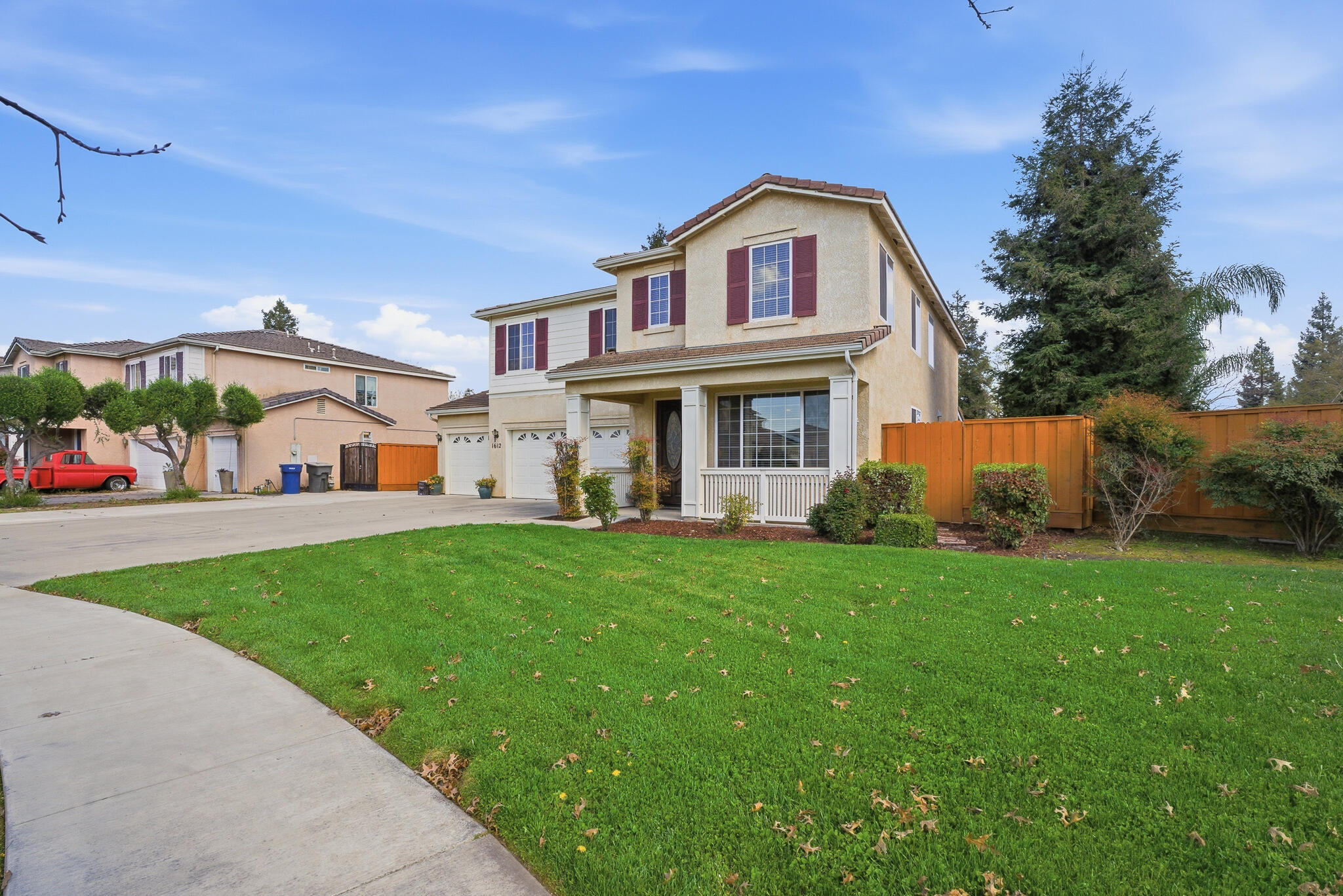 1612 Maduro St, Tulare, CA 93274