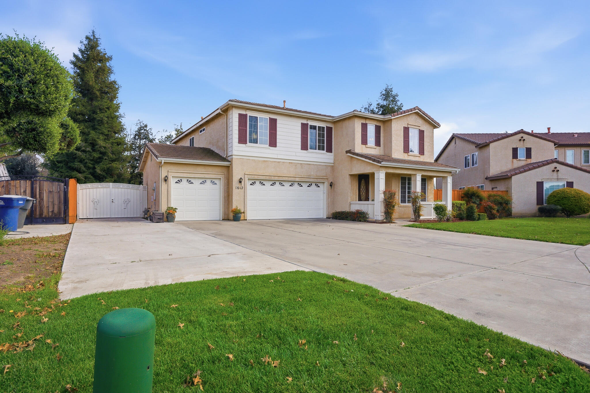 1612 Maduro St, Tulare, CA 93274