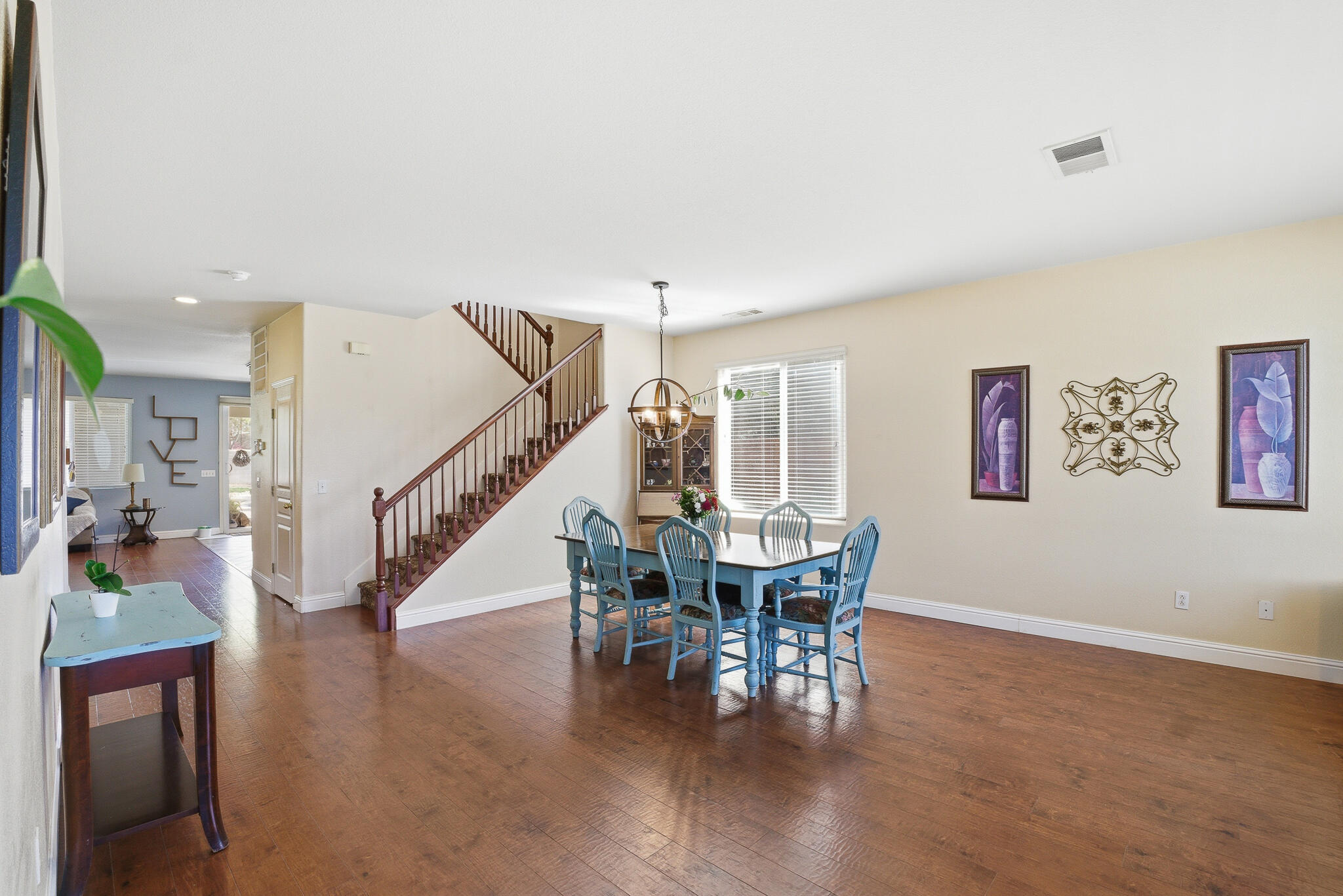 1612 Maduro St, Tulare, CA 93274