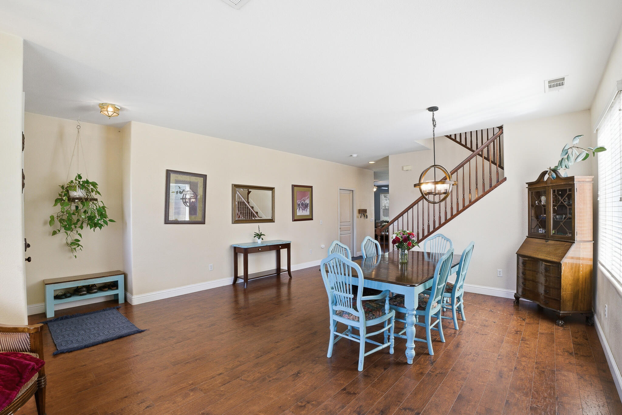 1612 Maduro St, Tulare, CA 93274