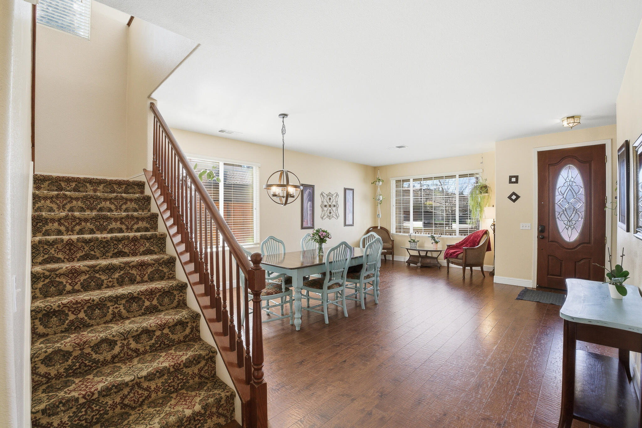 1612 Maduro St, Tulare, CA 93274