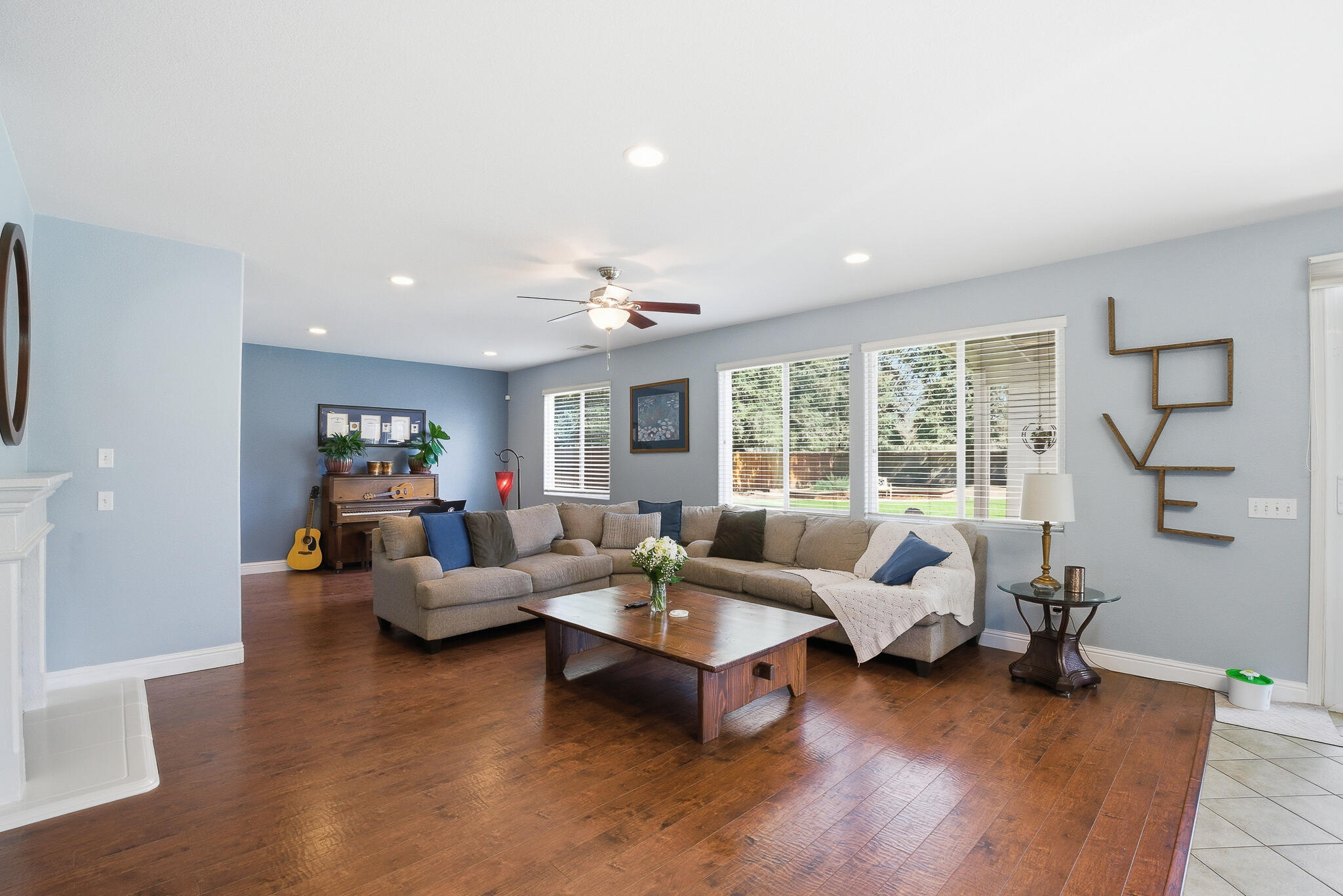 1612 Maduro St, Tulare, CA 93274