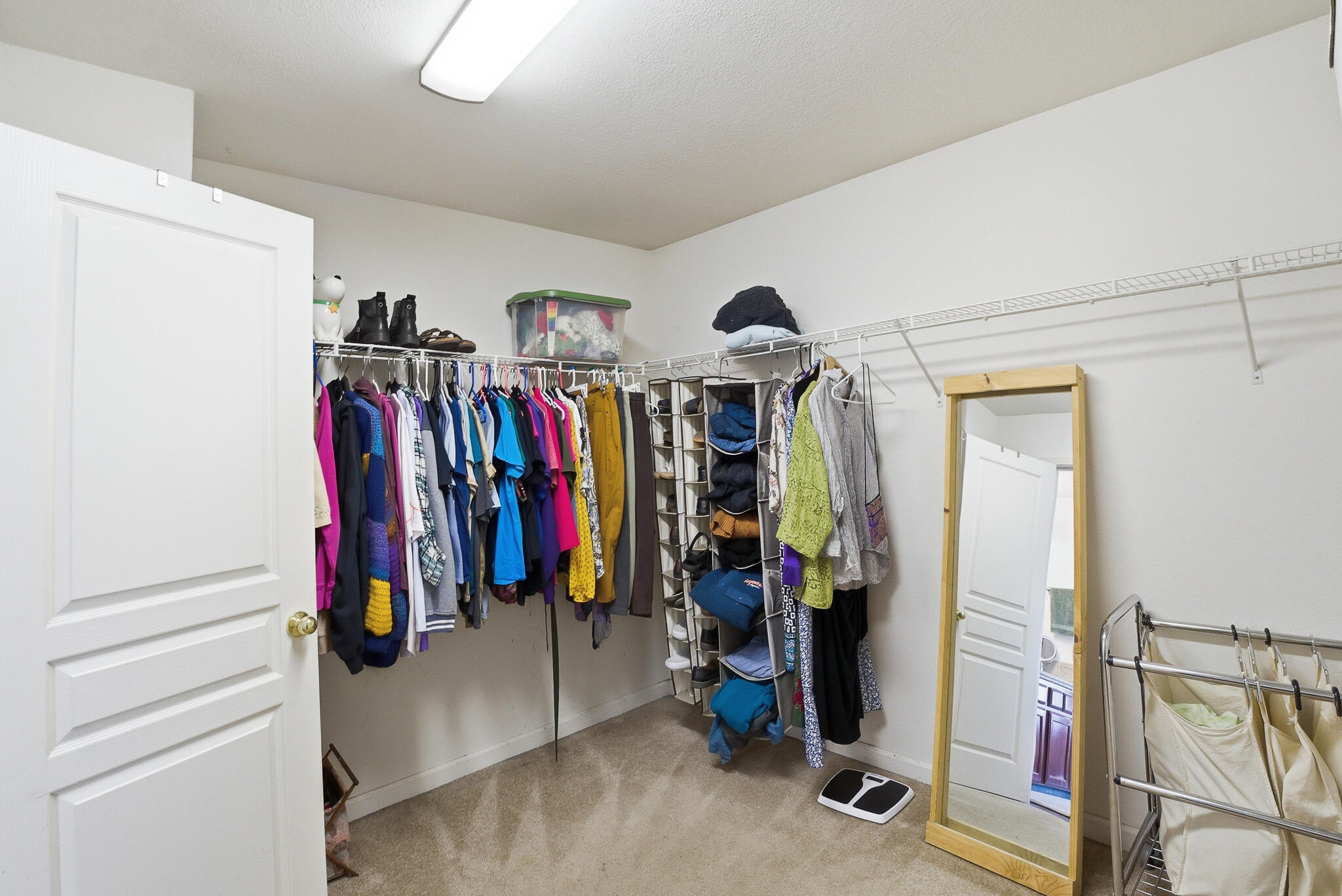 1612 Maduro St, Tulare, CA 93274