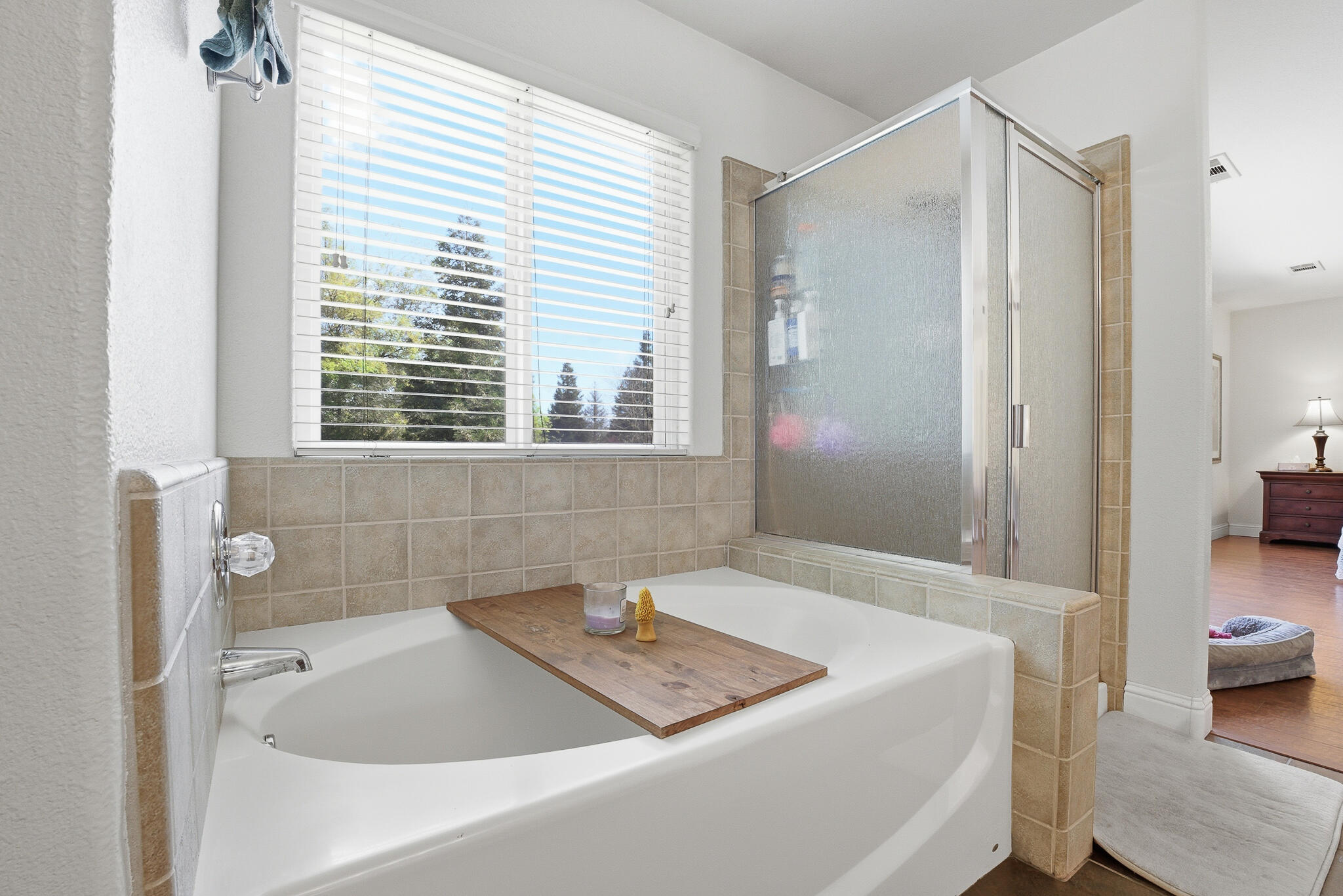 1612 Maduro St, Tulare, CA 93274