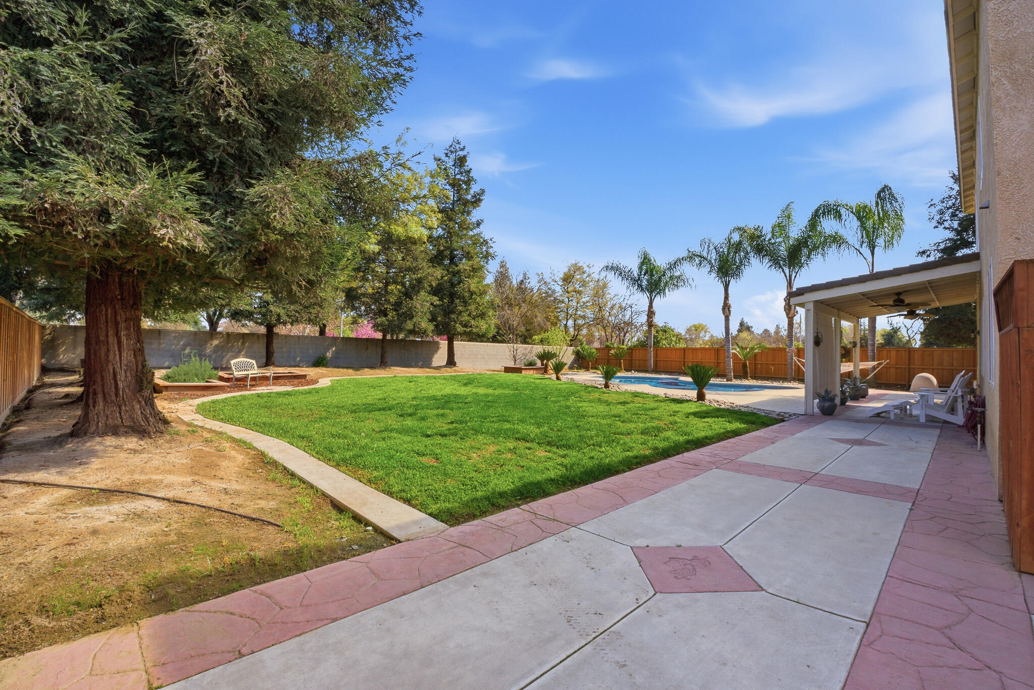 1612 Maduro St, Tulare, CA 93274