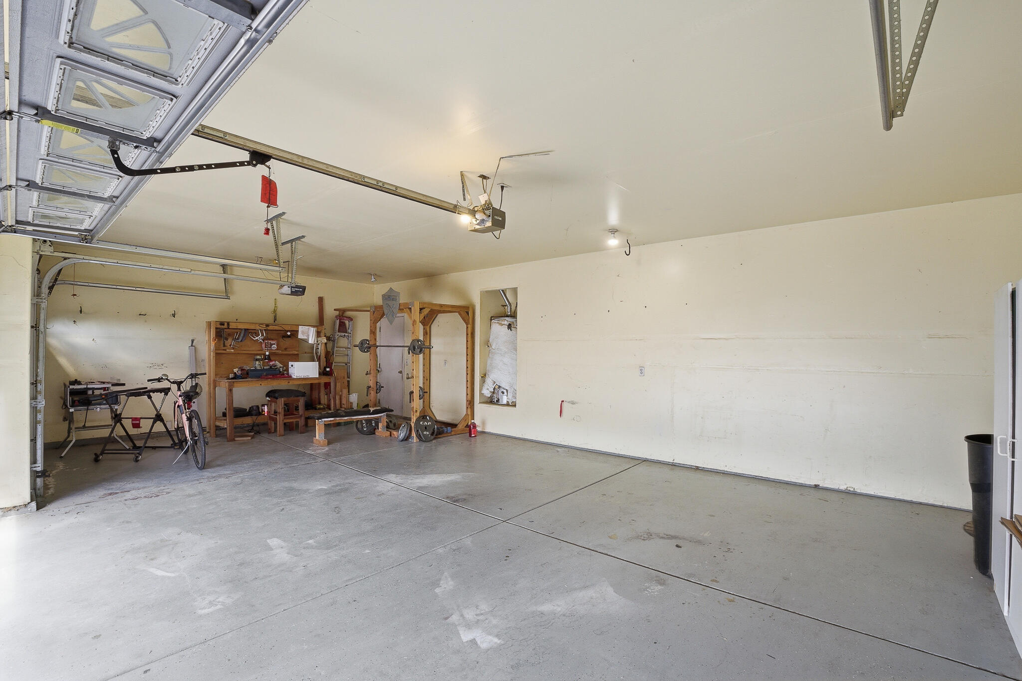 1612 Maduro St, Tulare, CA 93274