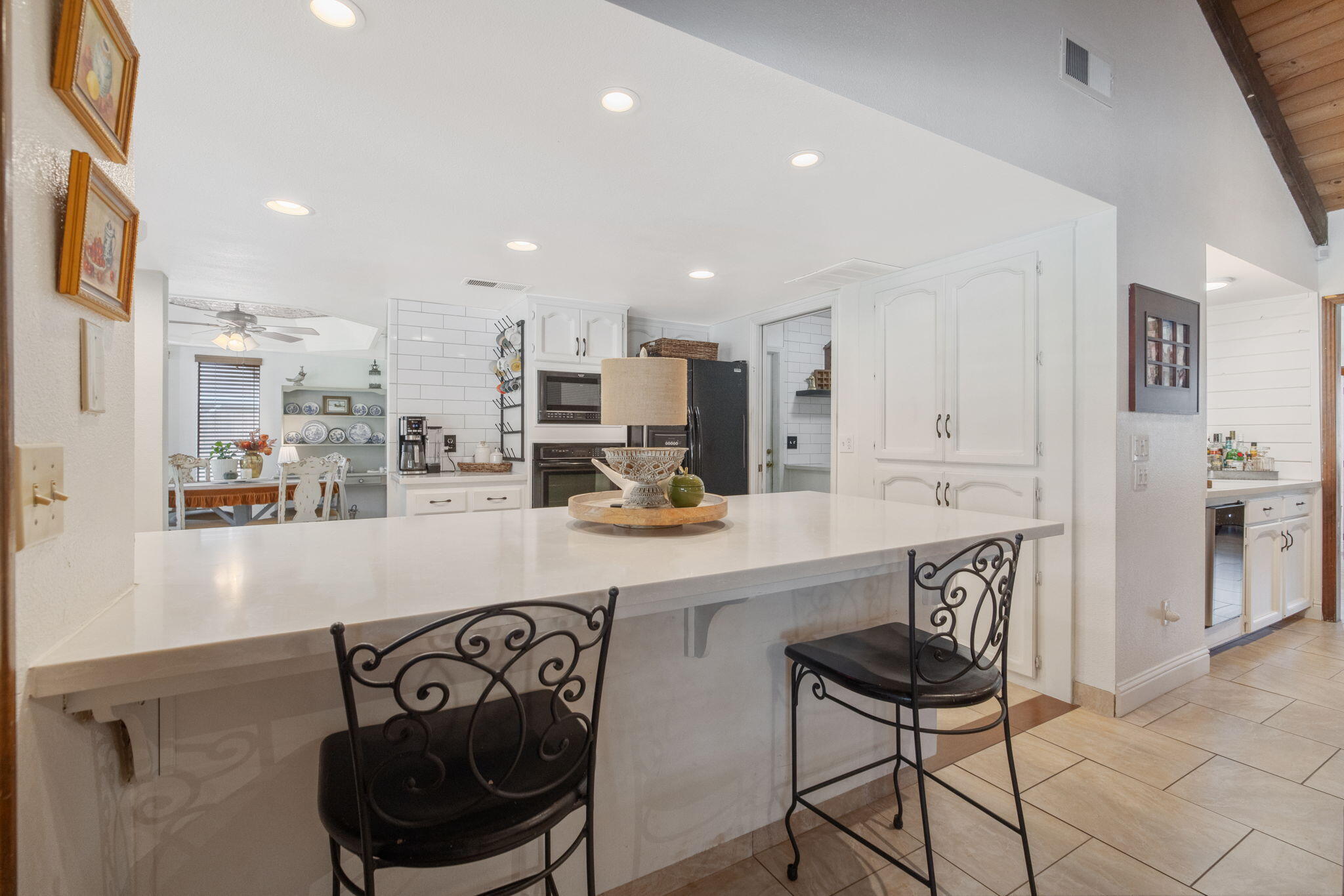 3321 S Stevenson Ct, Visalia, CA 93277