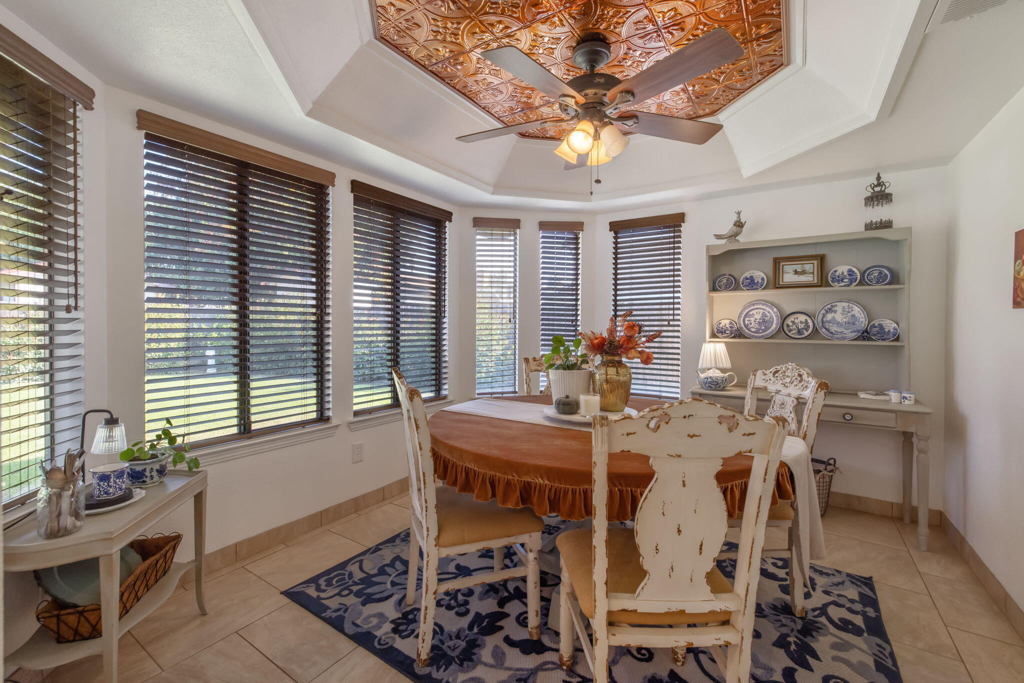 3321 S Stevenson Ct, Visalia, CA 93277