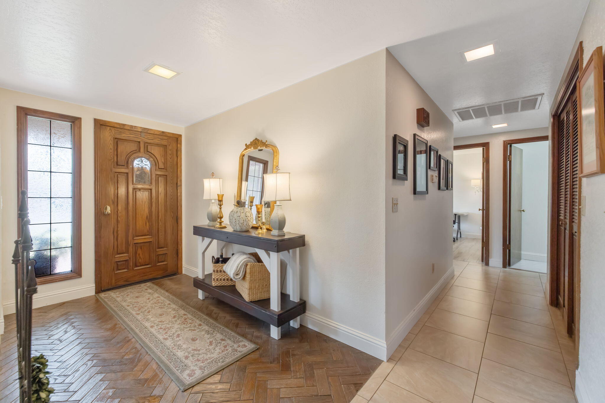 3321 S Stevenson Ct, Visalia, CA 93277