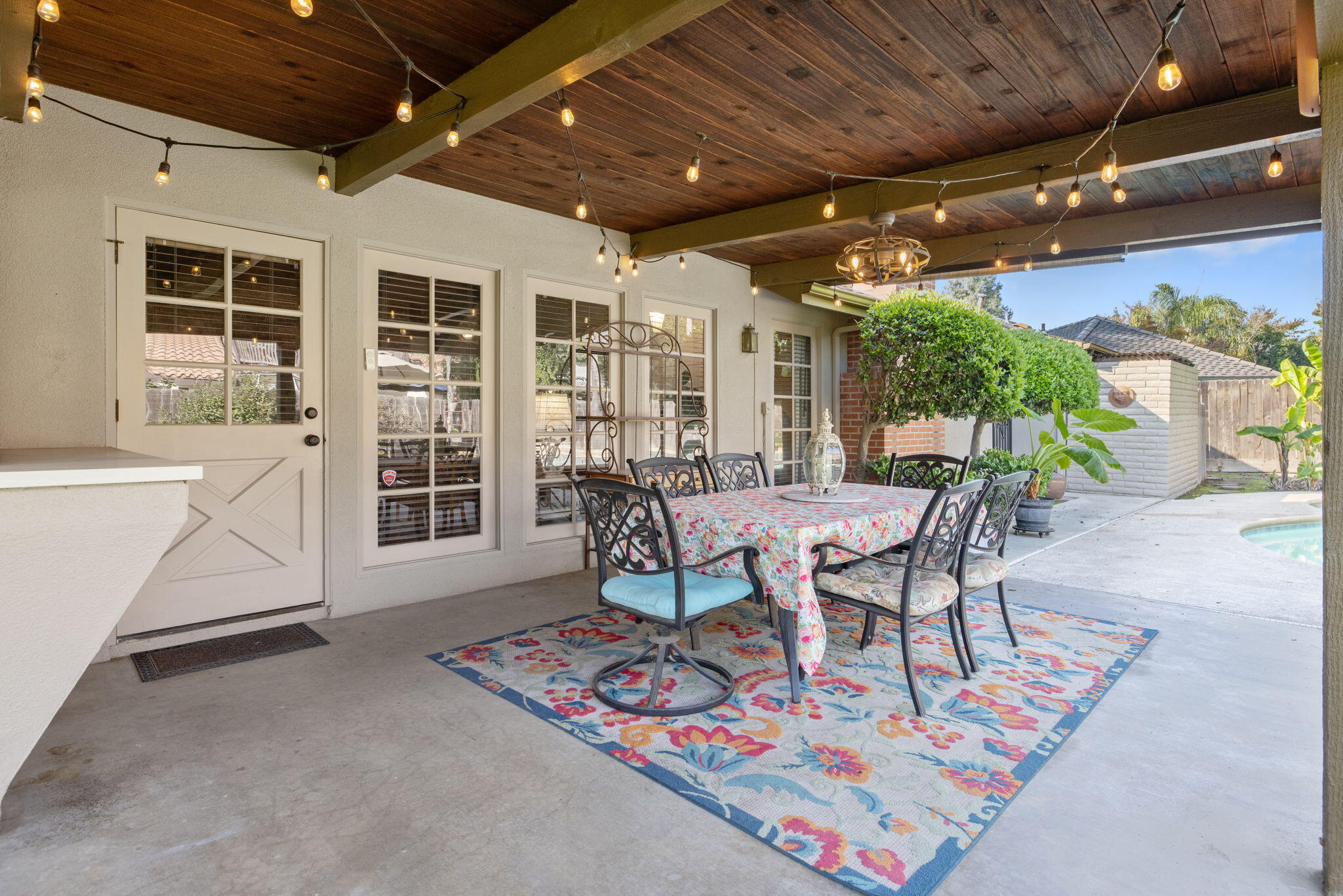 3321 S Stevenson Ct, Visalia, CA 93277