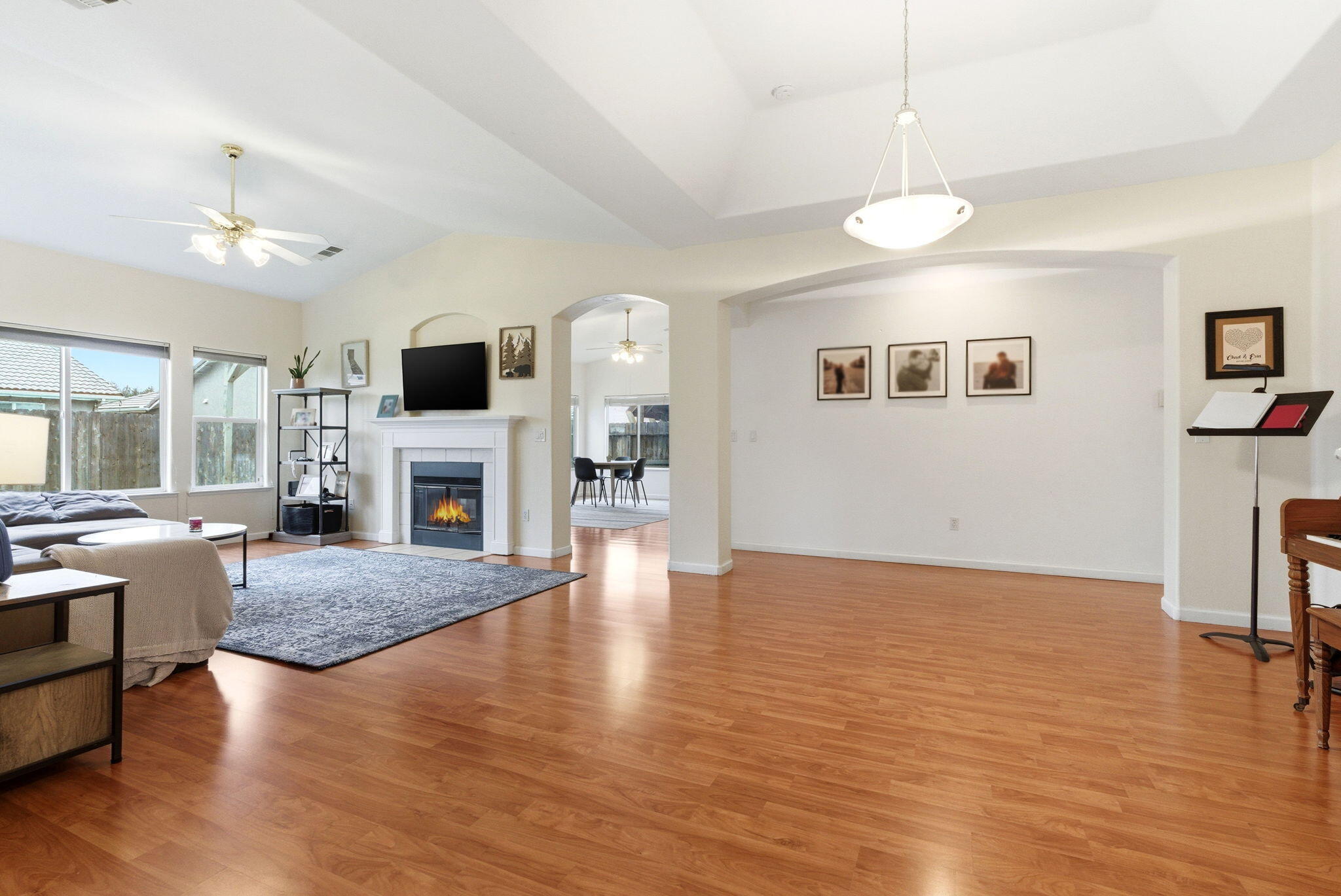 535 Mallard Ave, Lemoore, CA 93245