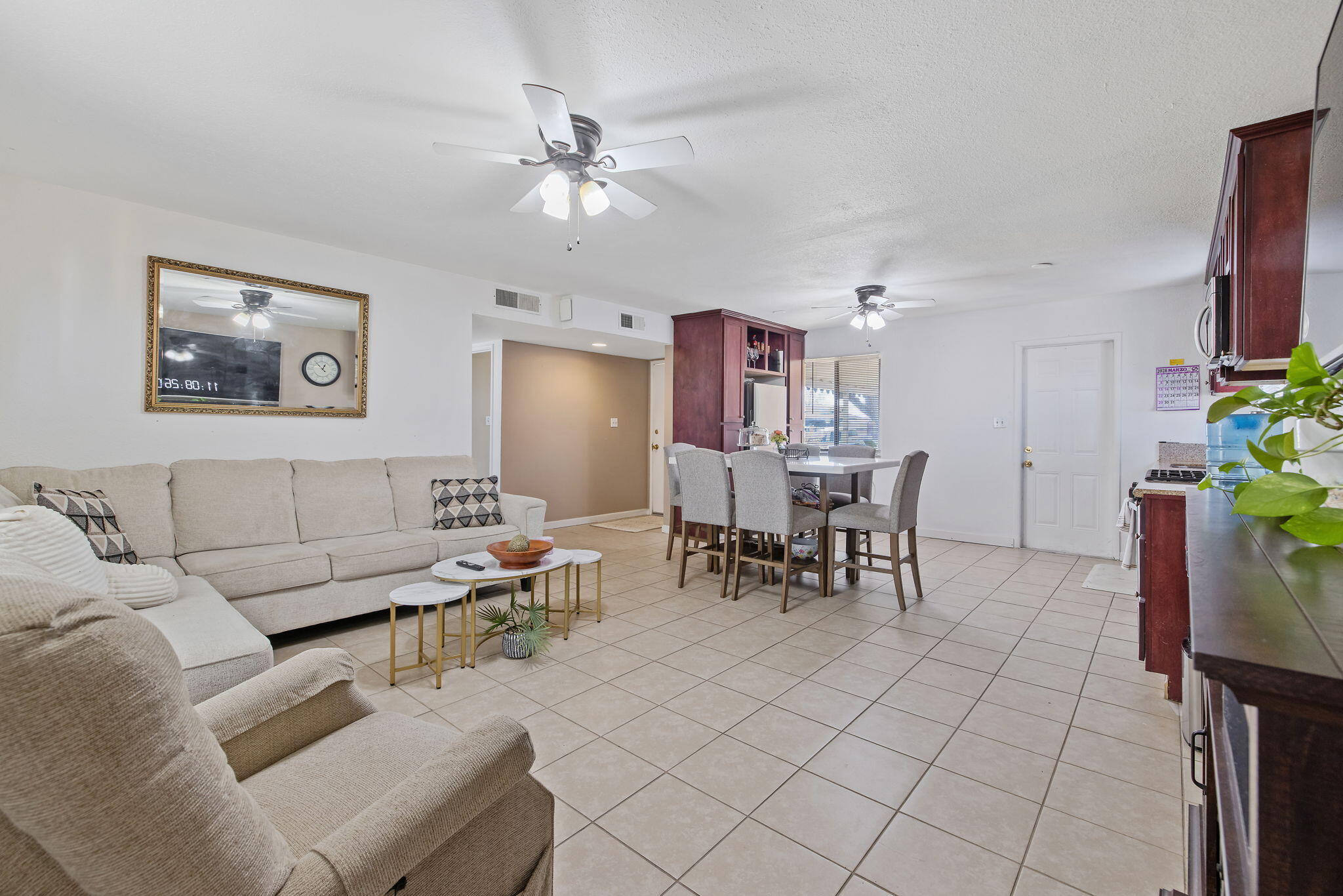 605 Stanley St, Exeter, CA 93221