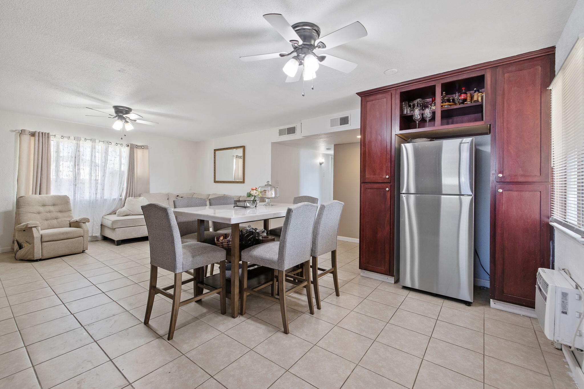 605 Stanley St, Exeter, CA 93221