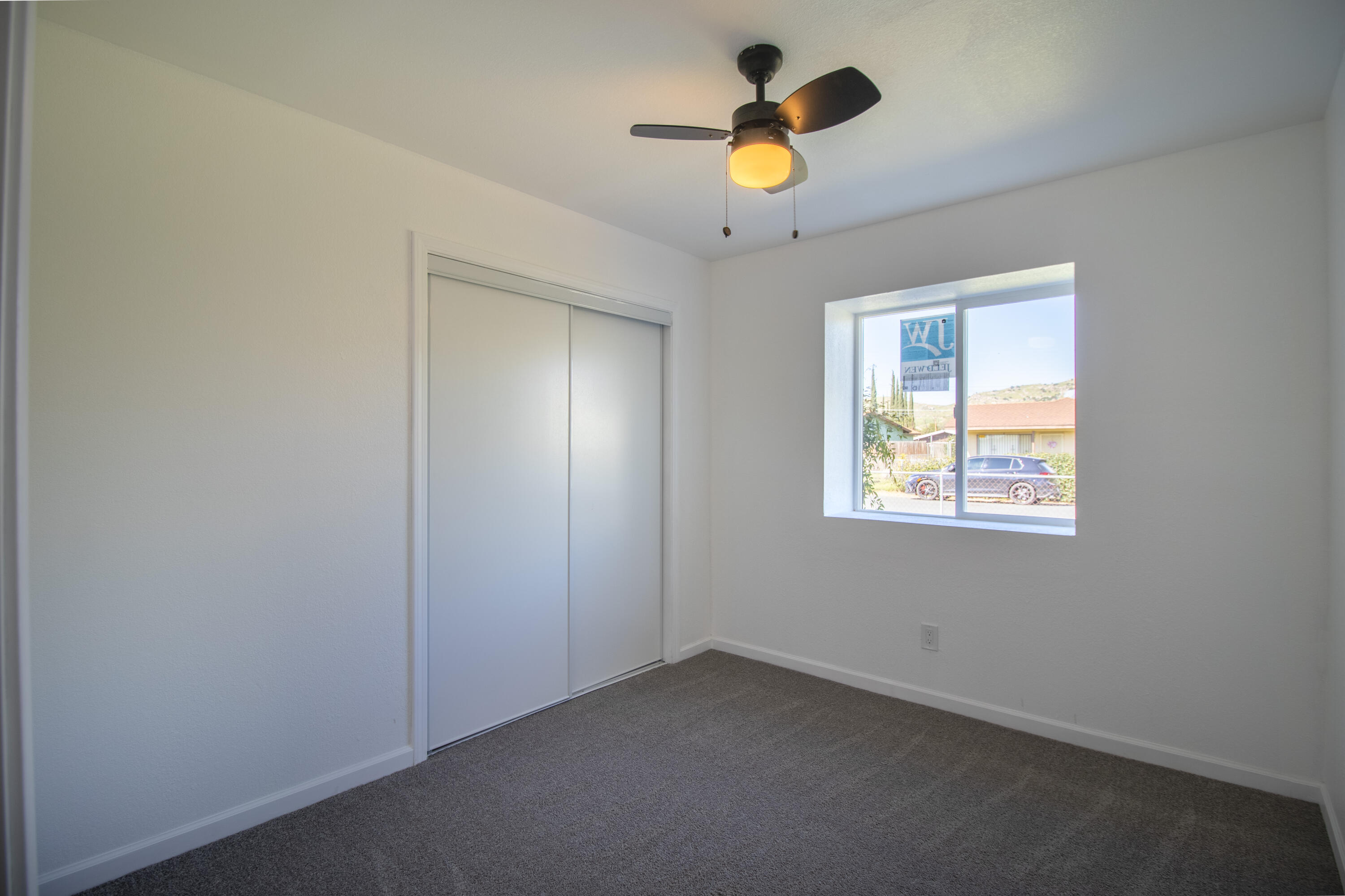 2165 E Richard Ave, Porterville, CA 93257