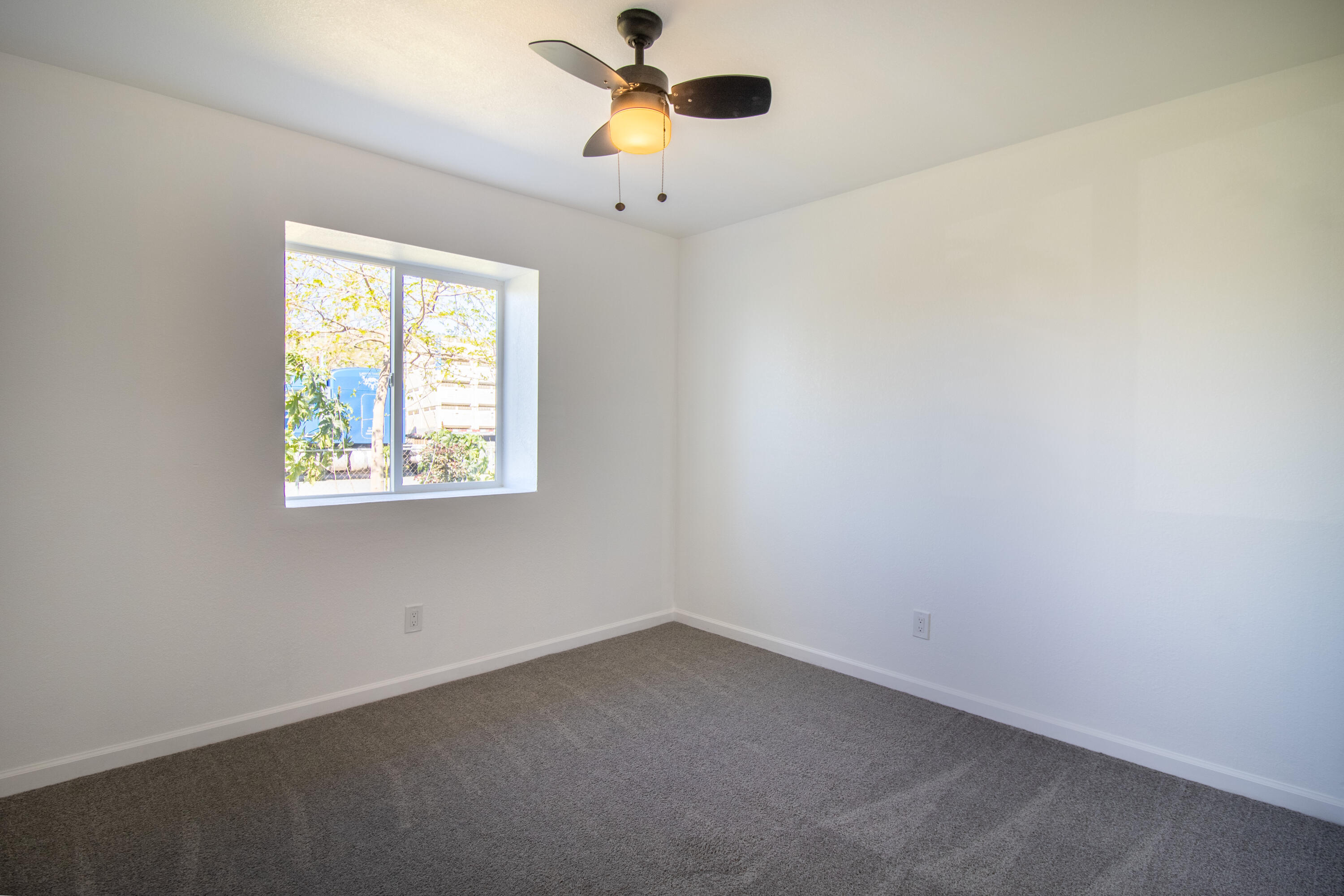 2165 E Richard Ave, Porterville, CA 93257