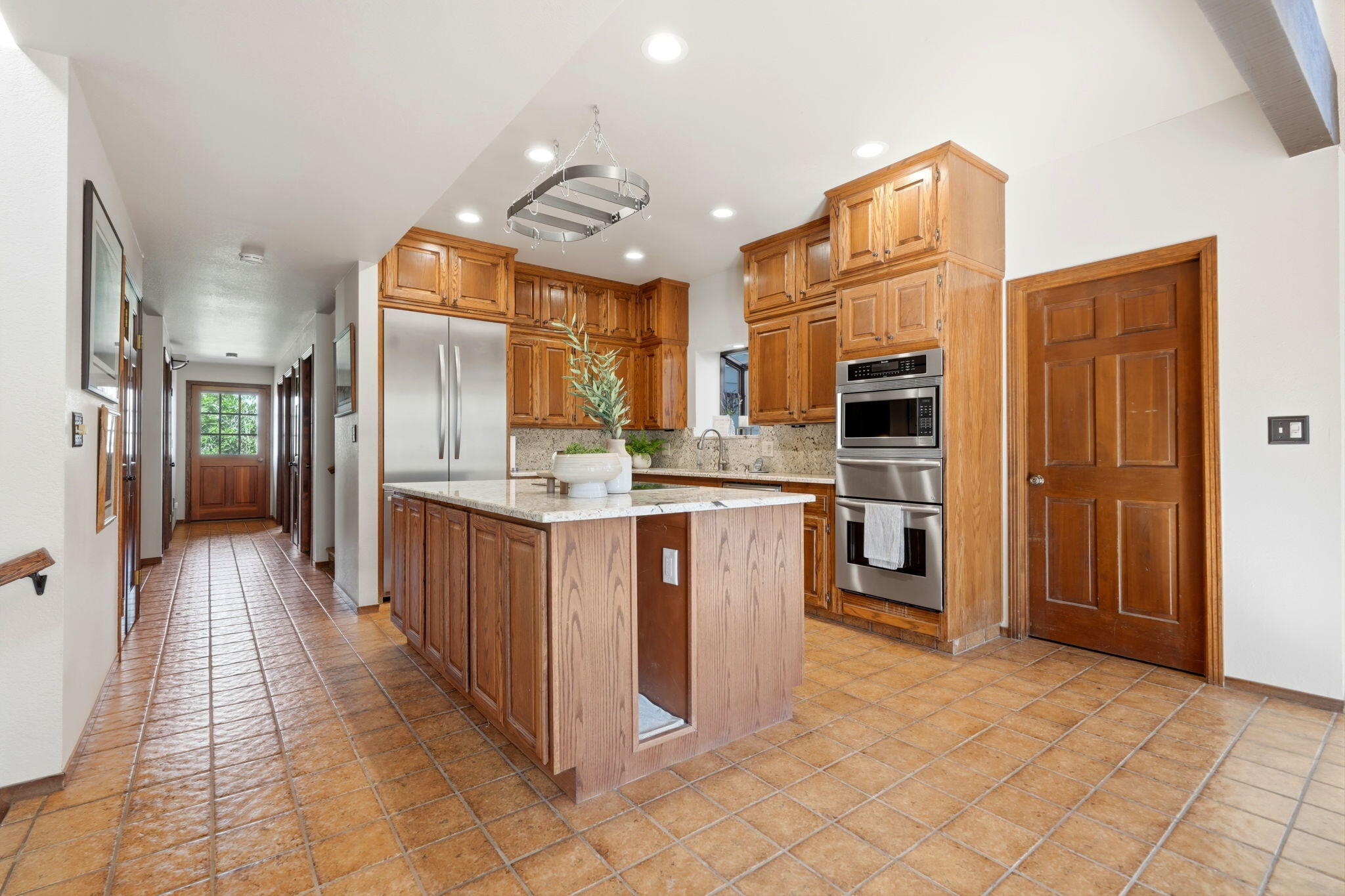 30530 Corral Dr, Coarsegold, CA 93614