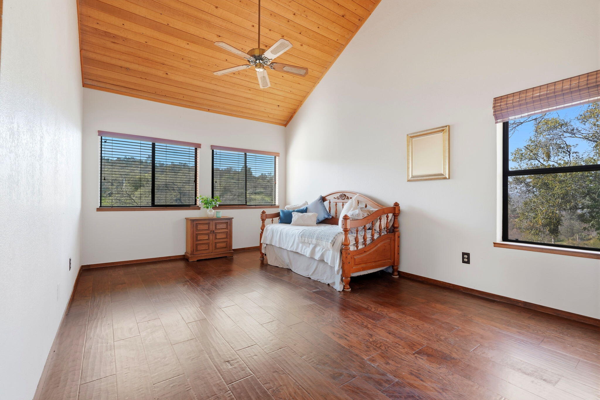 30530 Corral Dr, Coarsegold, CA 93614