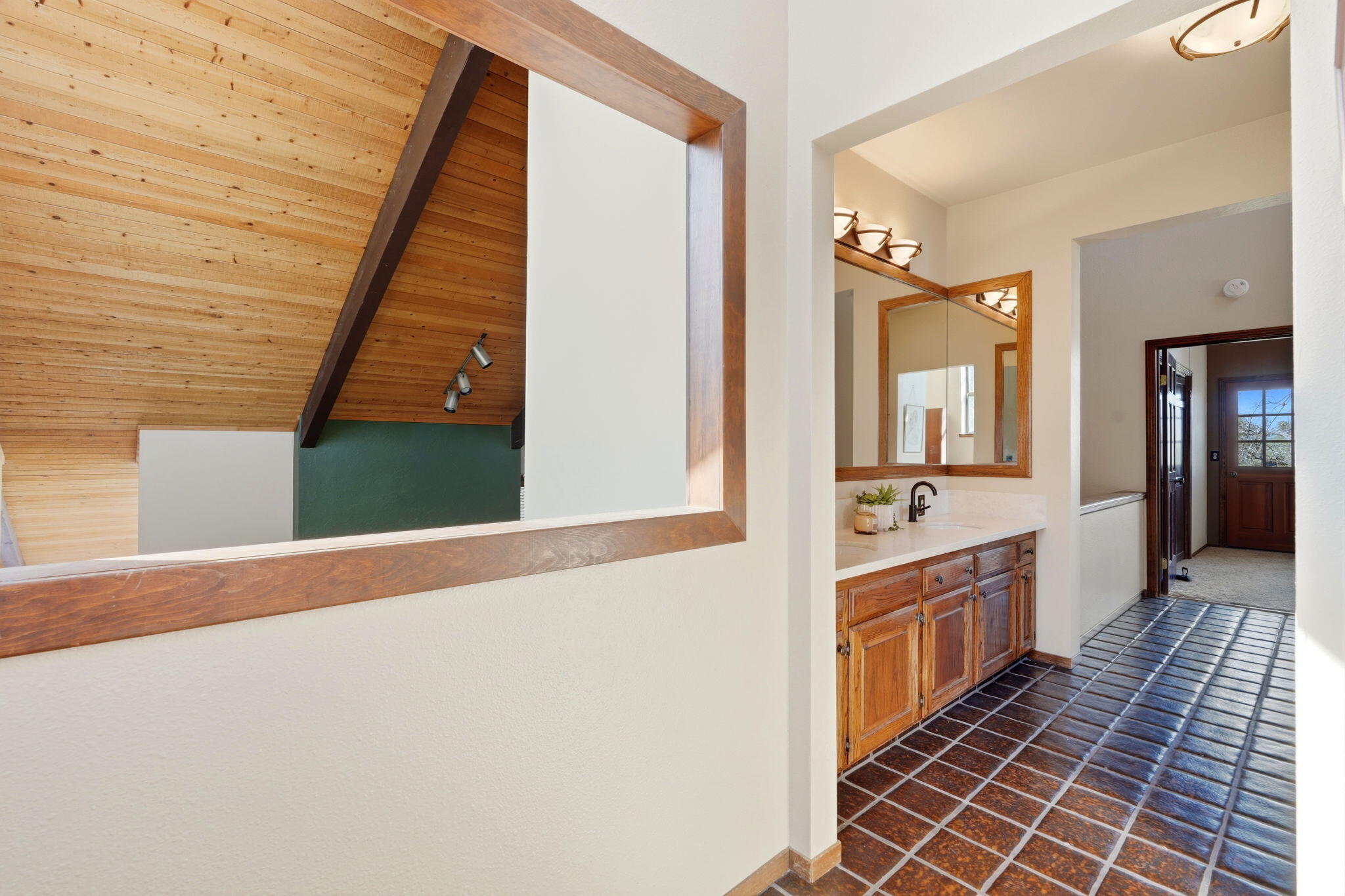 30530 Corral Dr, Coarsegold, CA 93614