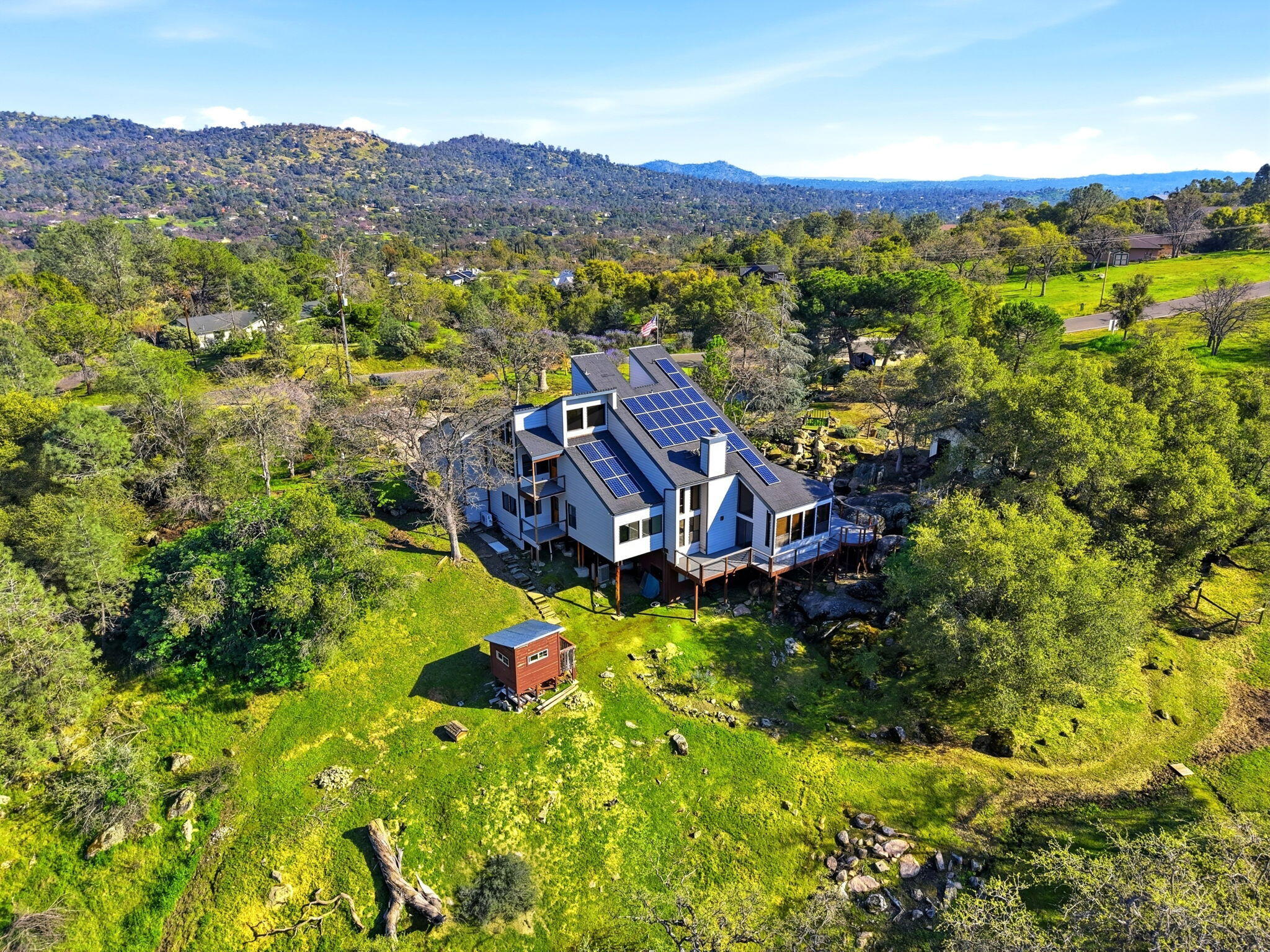 30530 Corral Dr, Coarsegold, CA 93614