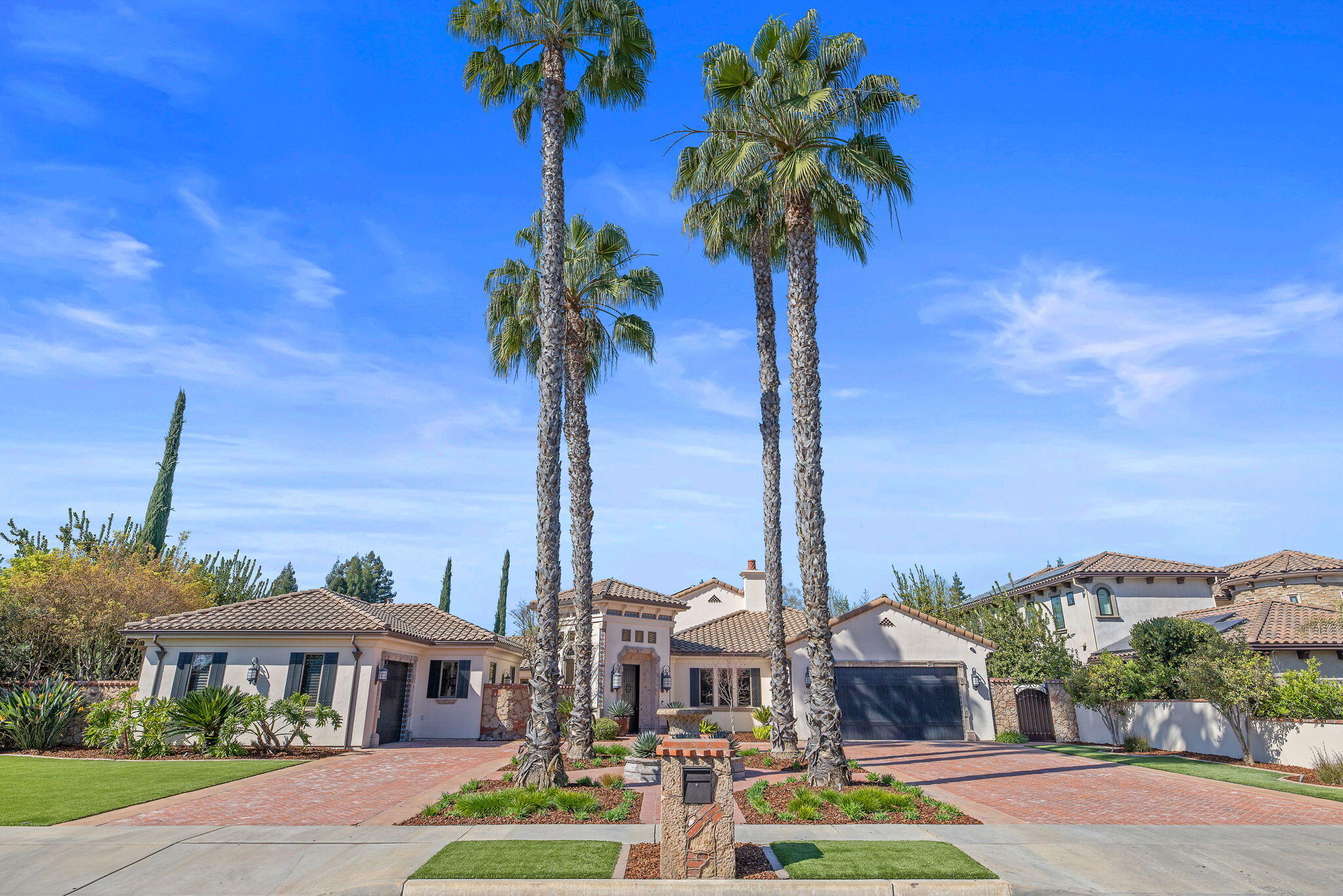 1611 N Pienza St, Visalia, CA 93291