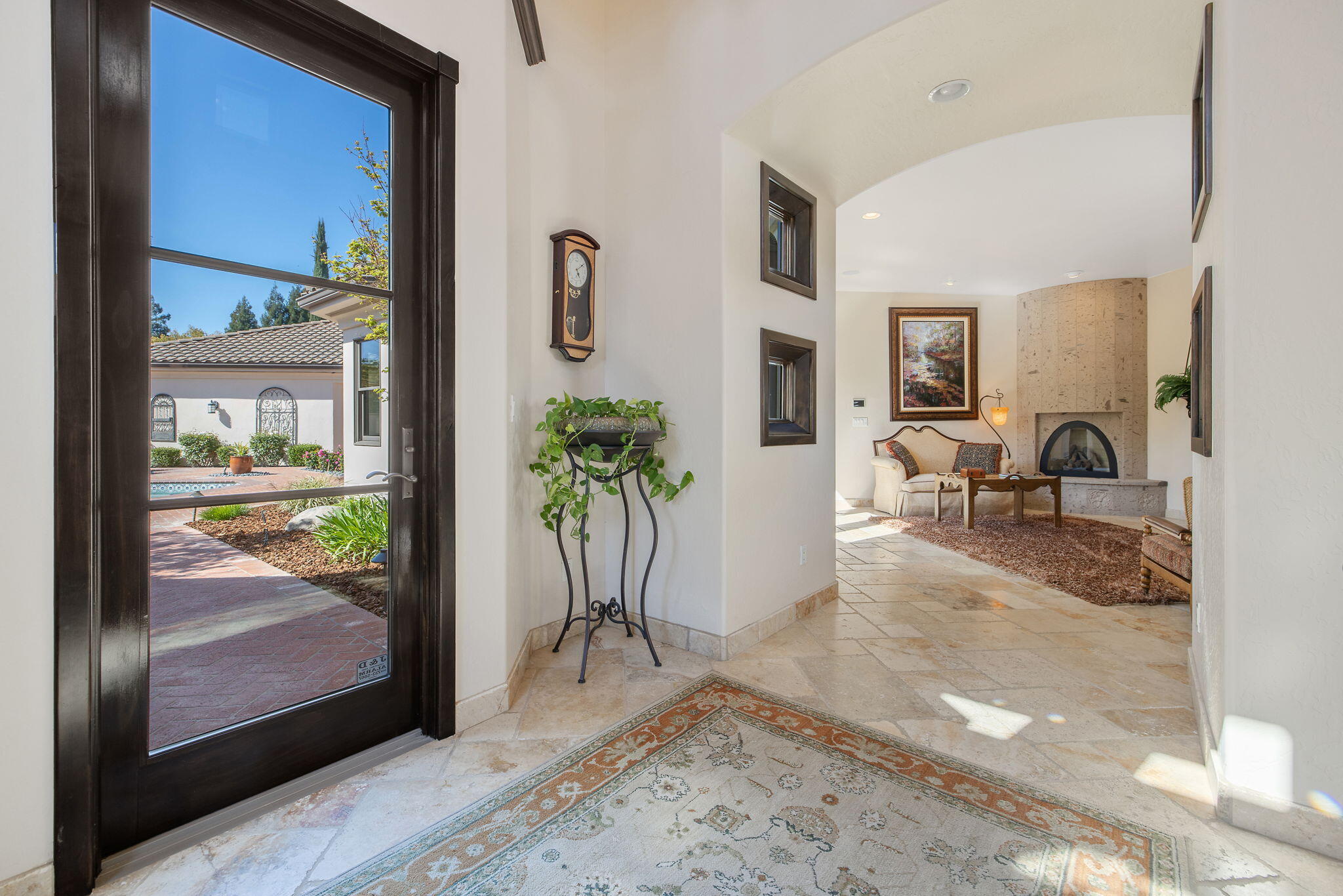 1611 N Pienza St, Visalia, CA 93291