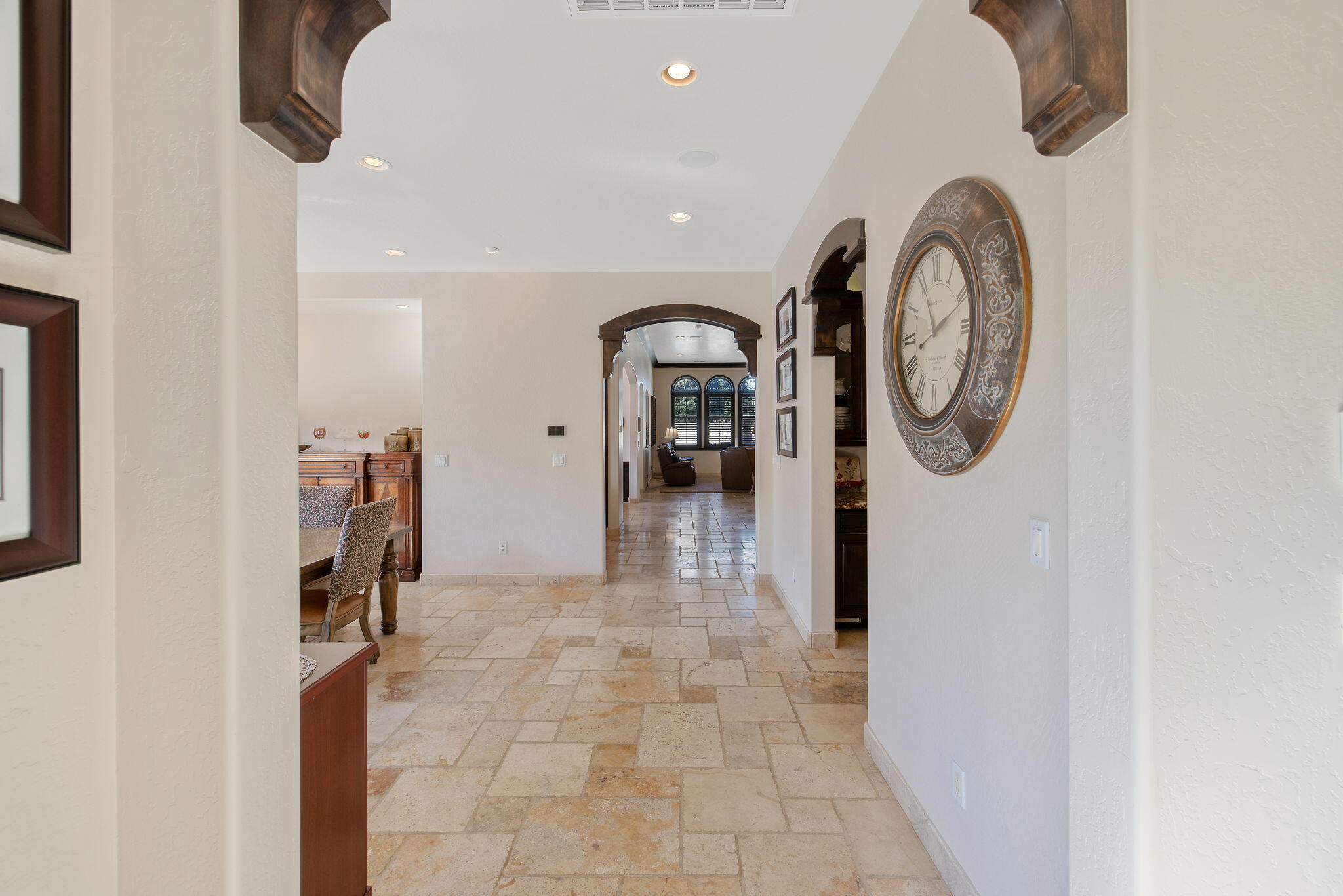 1611 N Pienza St, Visalia, CA 93291