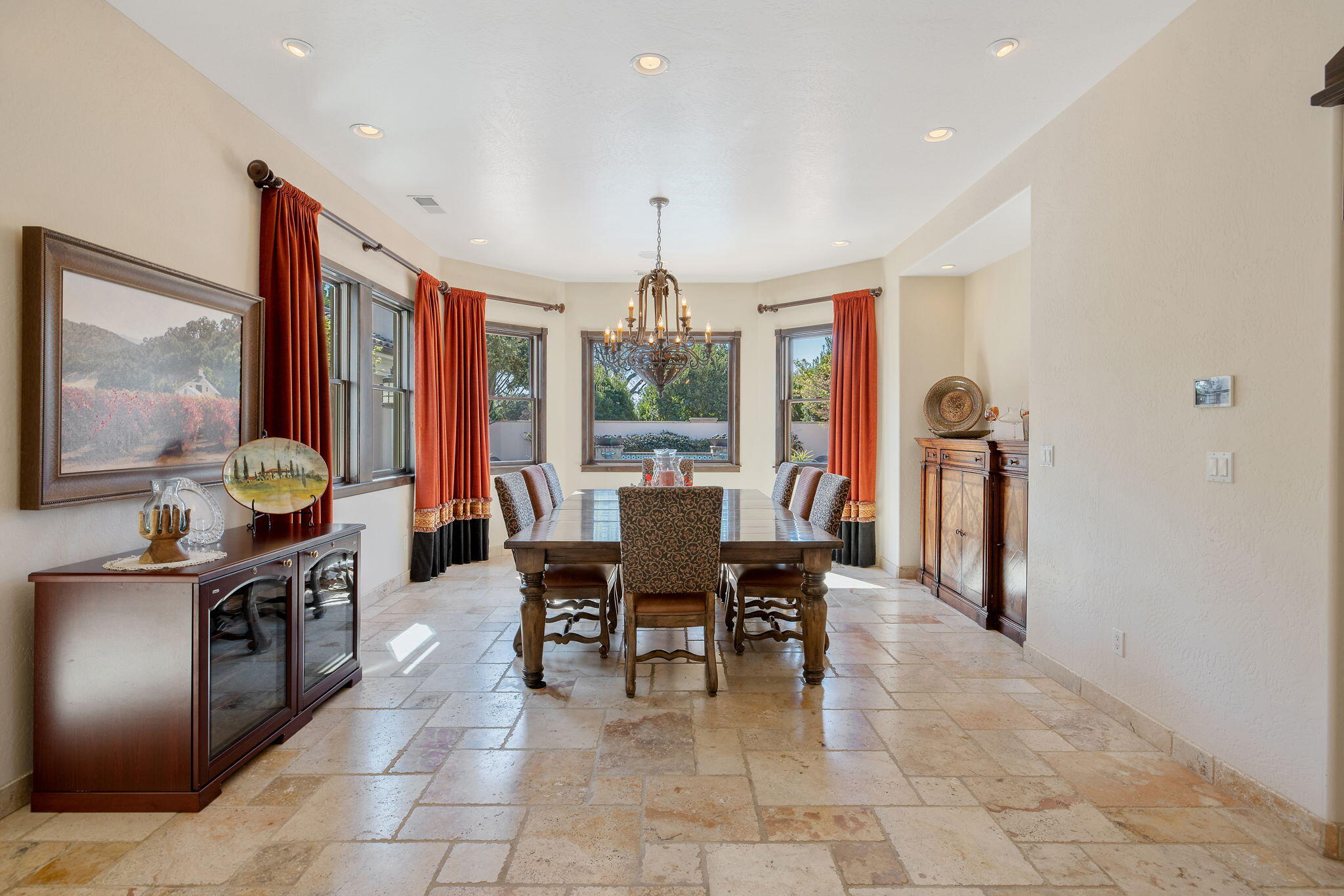 1611 N Pienza St, Visalia, CA 93291