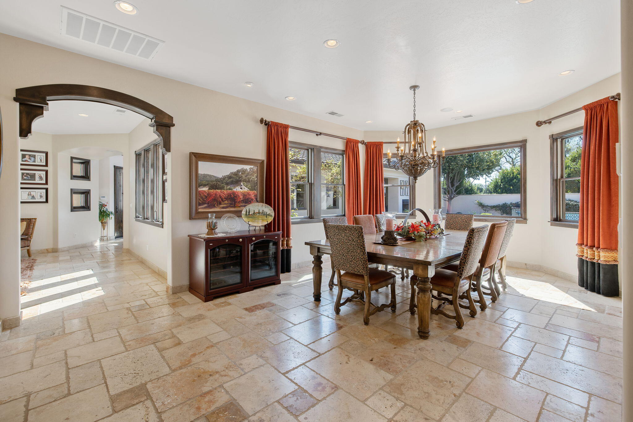 1611 N Pienza St, Visalia, CA 93291