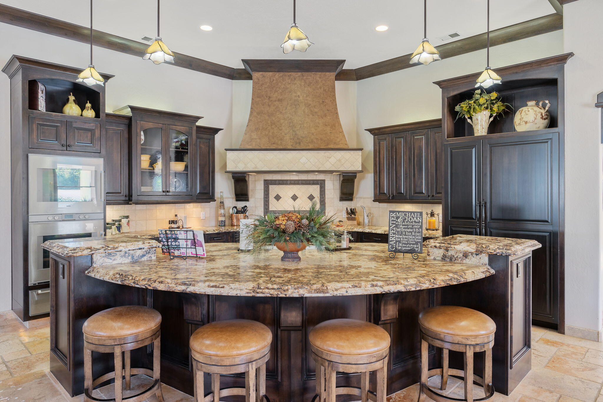 1611 N Pienza St, Visalia, CA 93291