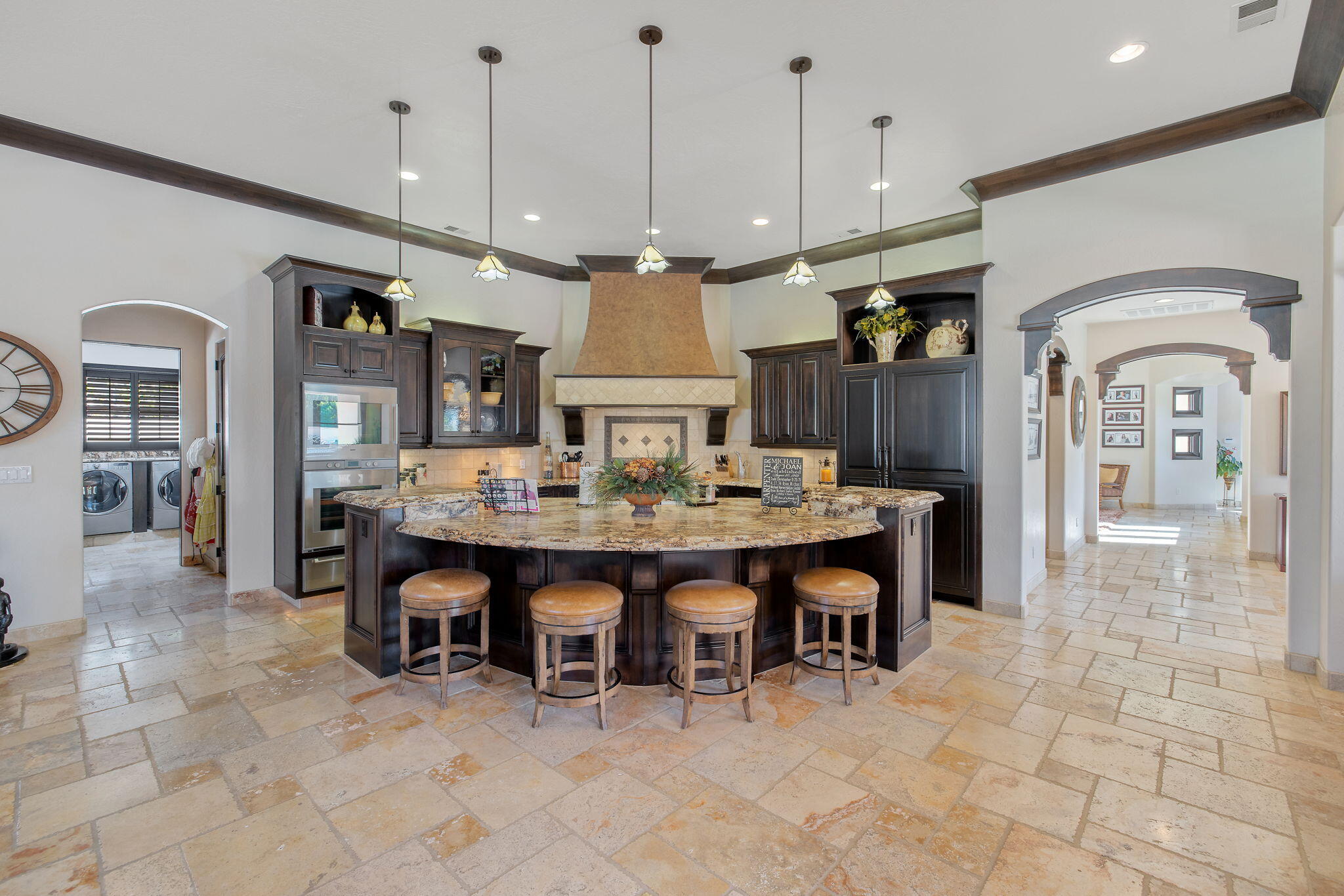 1611 N Pienza St, Visalia, CA 93291