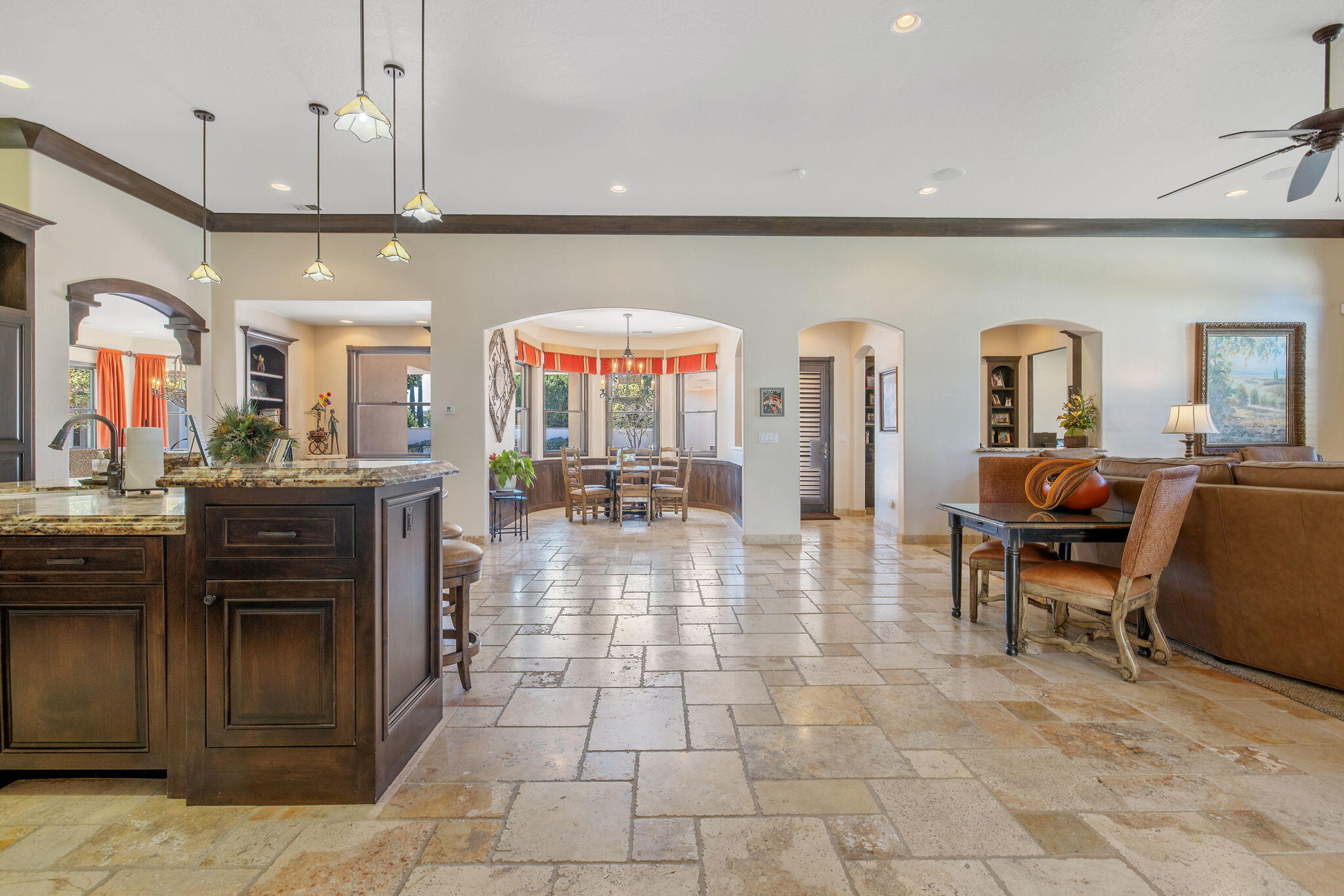 1611 N Pienza St, Visalia, CA 93291