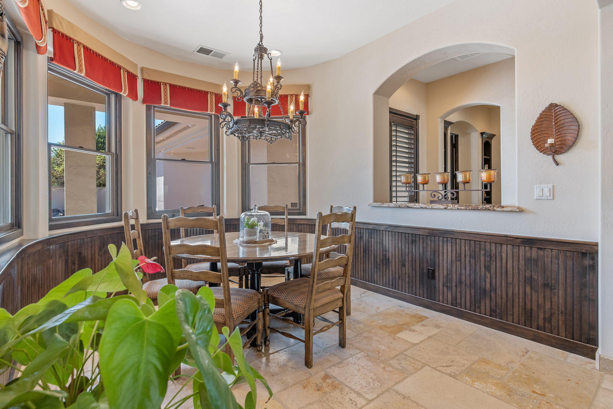 1611 N Pienza St, Visalia, CA 93291