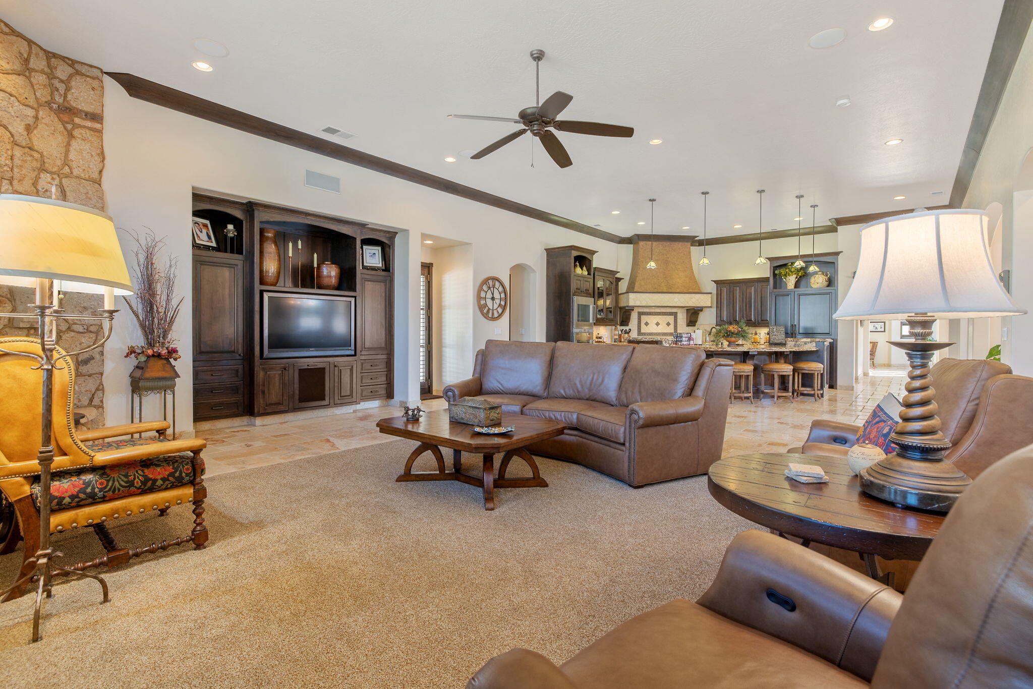 1611 N Pienza St, Visalia, CA 93291