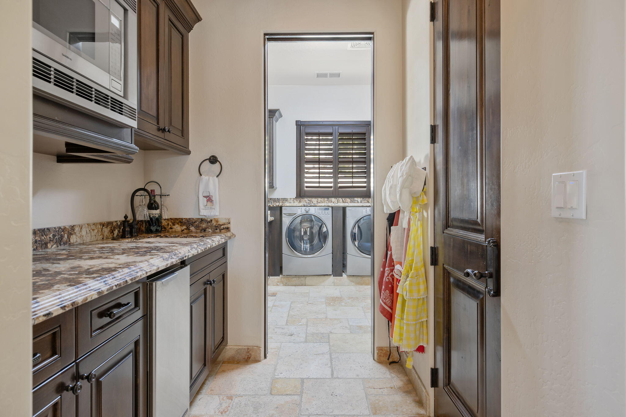 1611 N Pienza St, Visalia, CA 93291