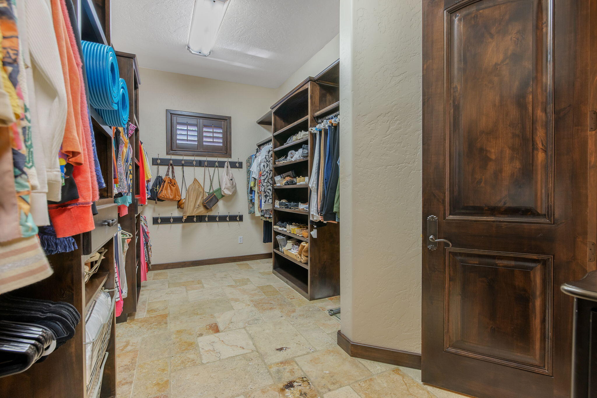 1611 N Pienza St, Visalia, CA 93291