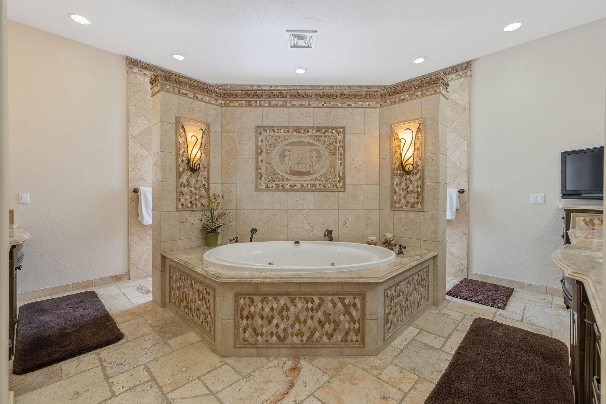 1611 N Pienza St, Visalia, CA 93291