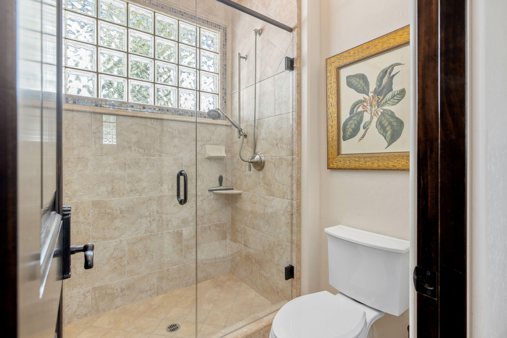 1611 N Pienza St, Visalia, CA 93291