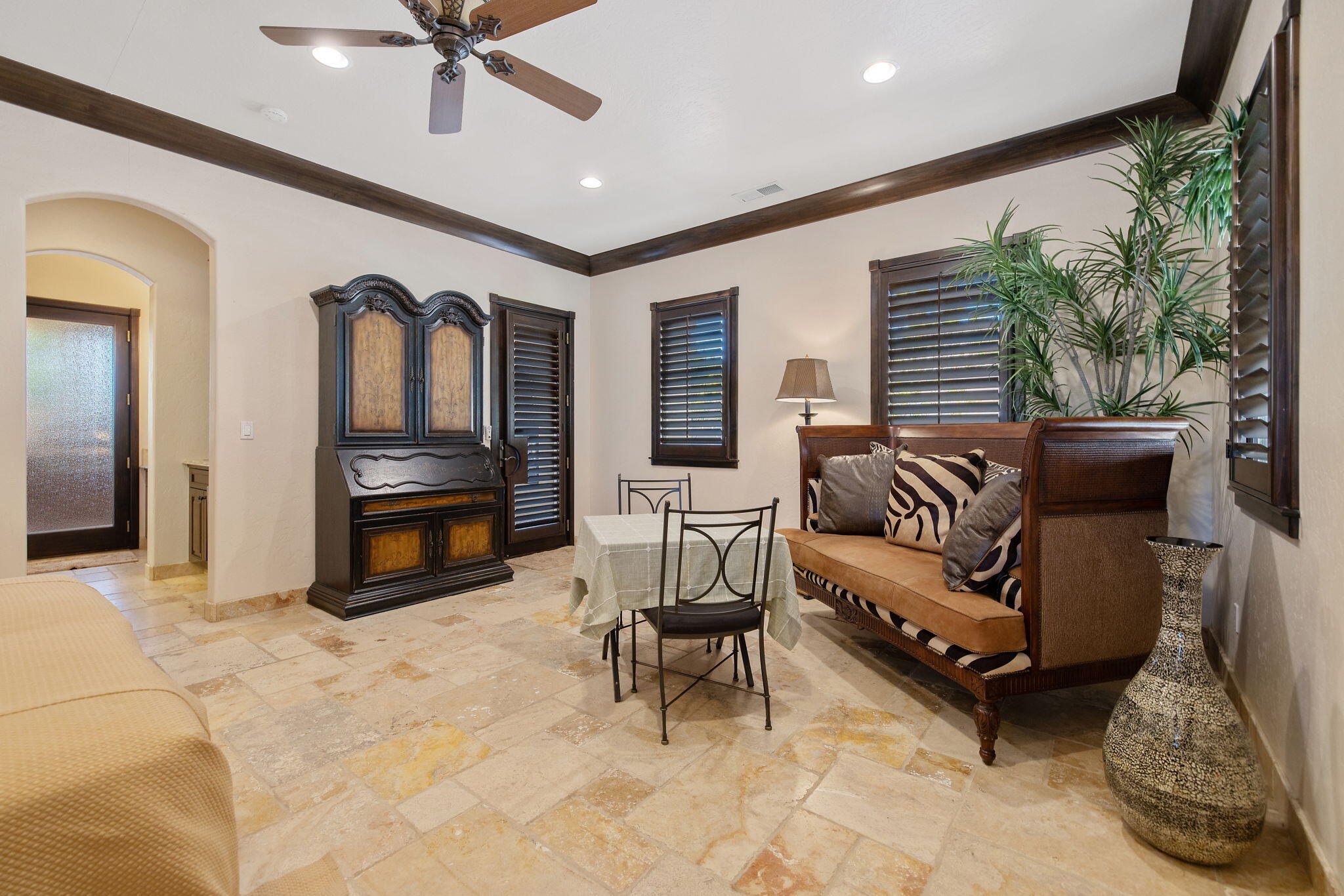 1611 N Pienza St, Visalia, CA 93291