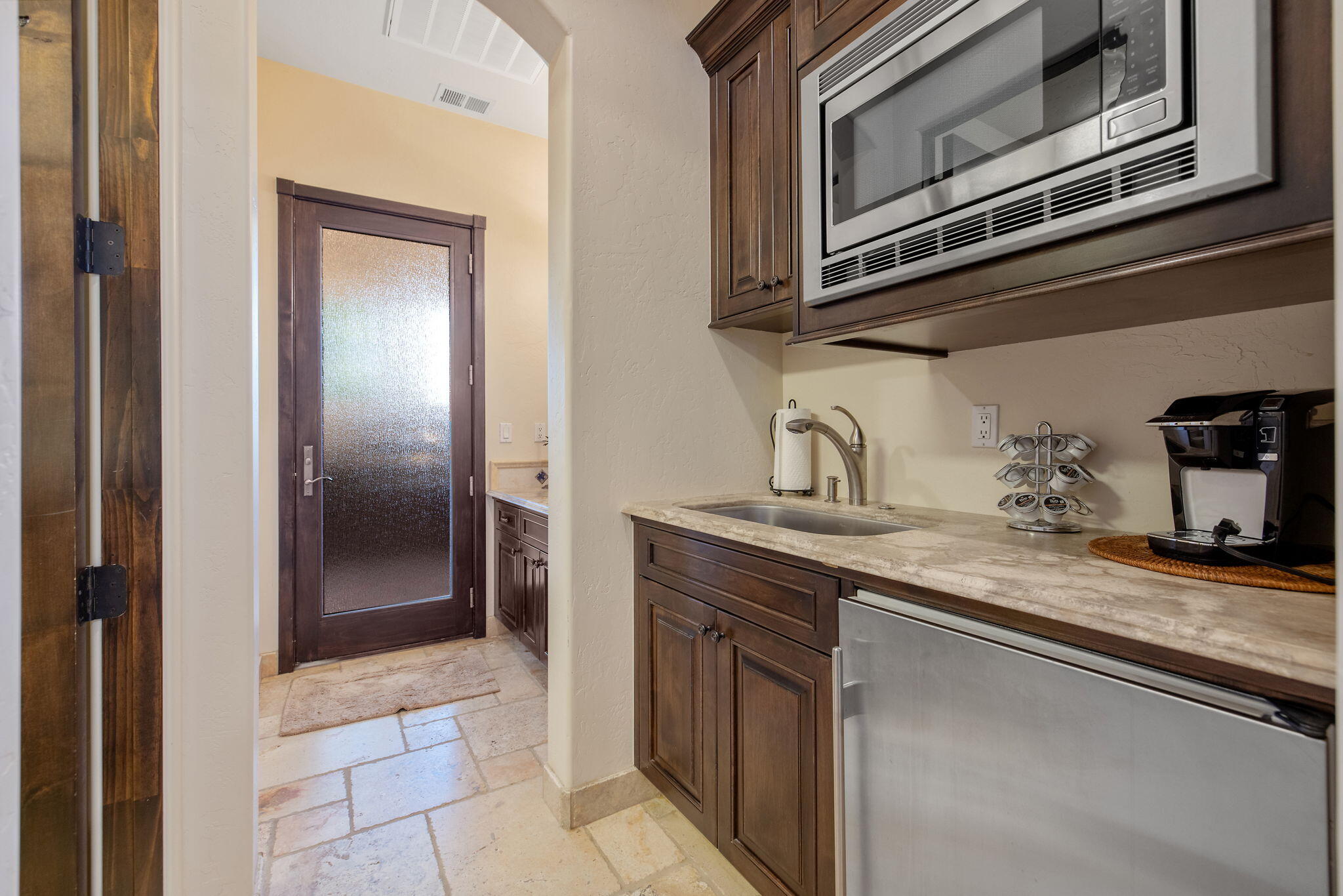 1611 N Pienza St, Visalia, CA 93291