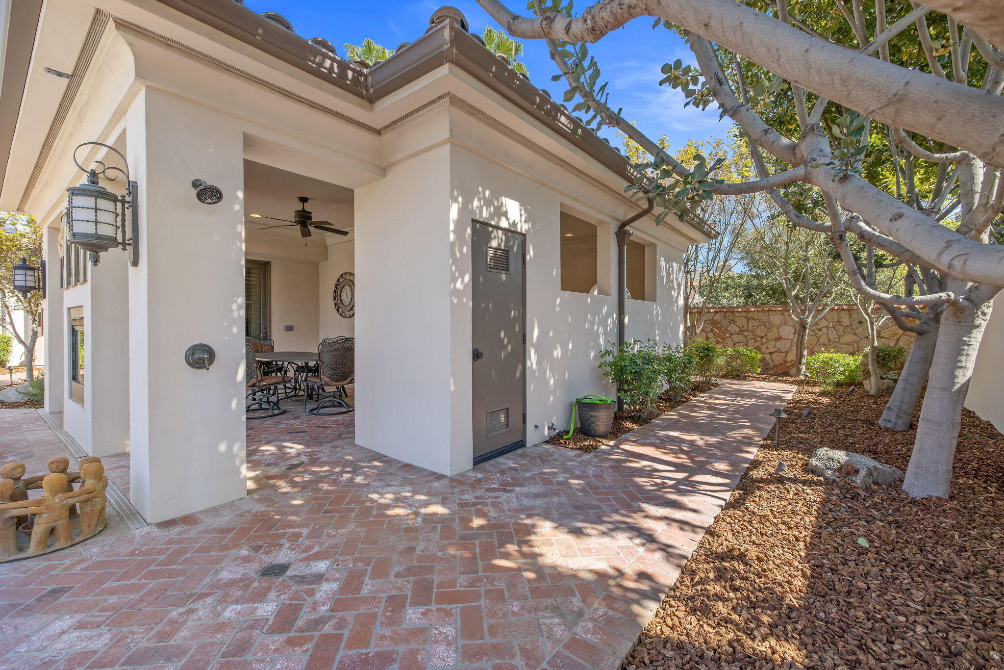 1611 N Pienza St, Visalia, CA 93291