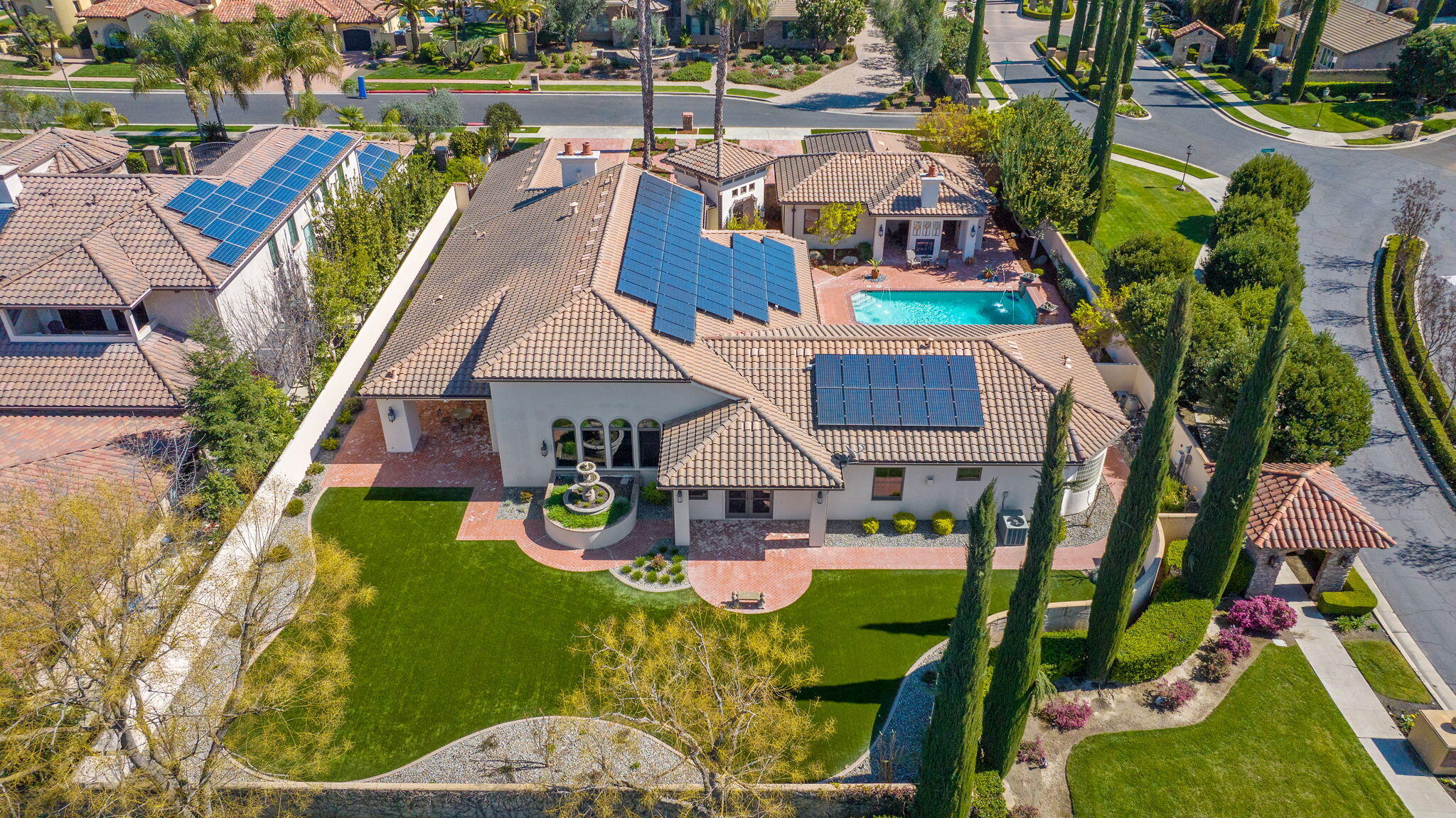 1611 N Pienza St, Visalia, CA 93291