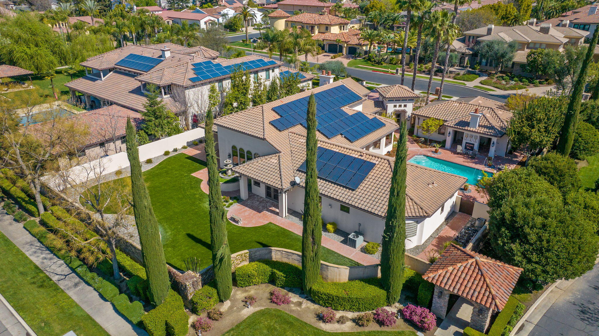 1611 N Pienza St, Visalia, CA 93291