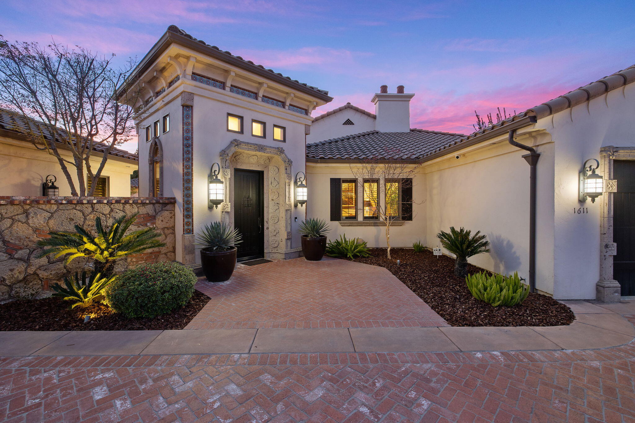 1611 N Pienza St, Visalia, CA 93291