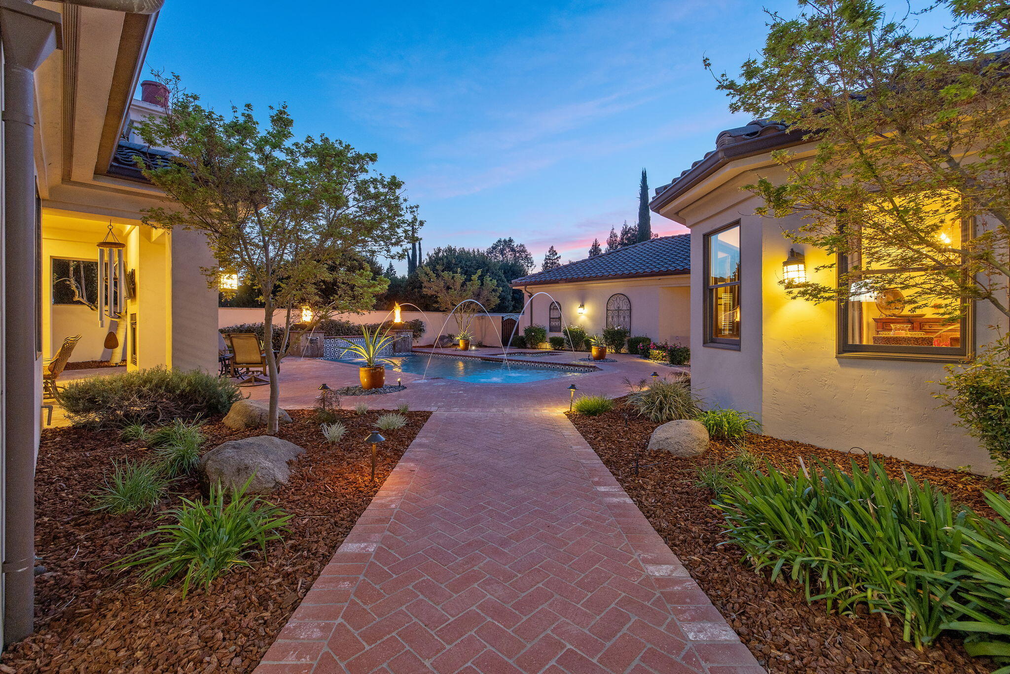 1611 N Pienza St, Visalia, CA 93291