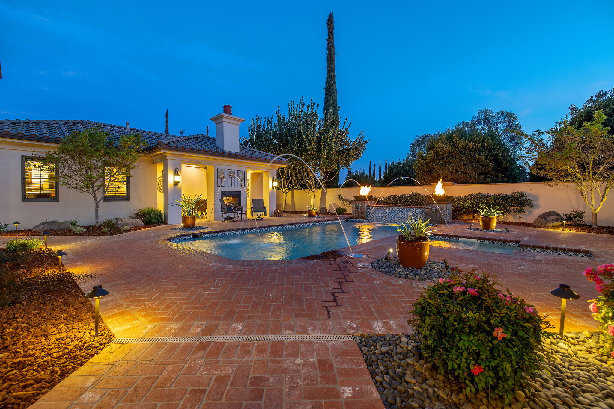 1611 N Pienza St, Visalia, CA 93291