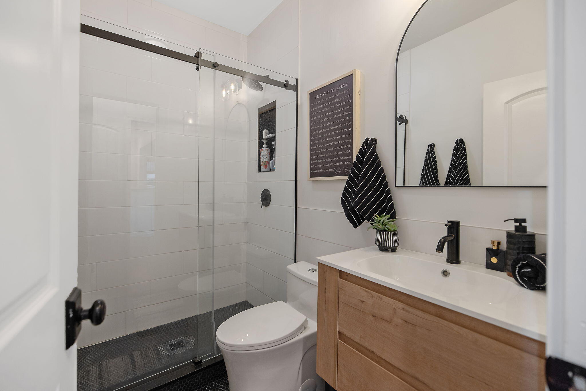 21275 Rd 192, Lindsay, CA 93247