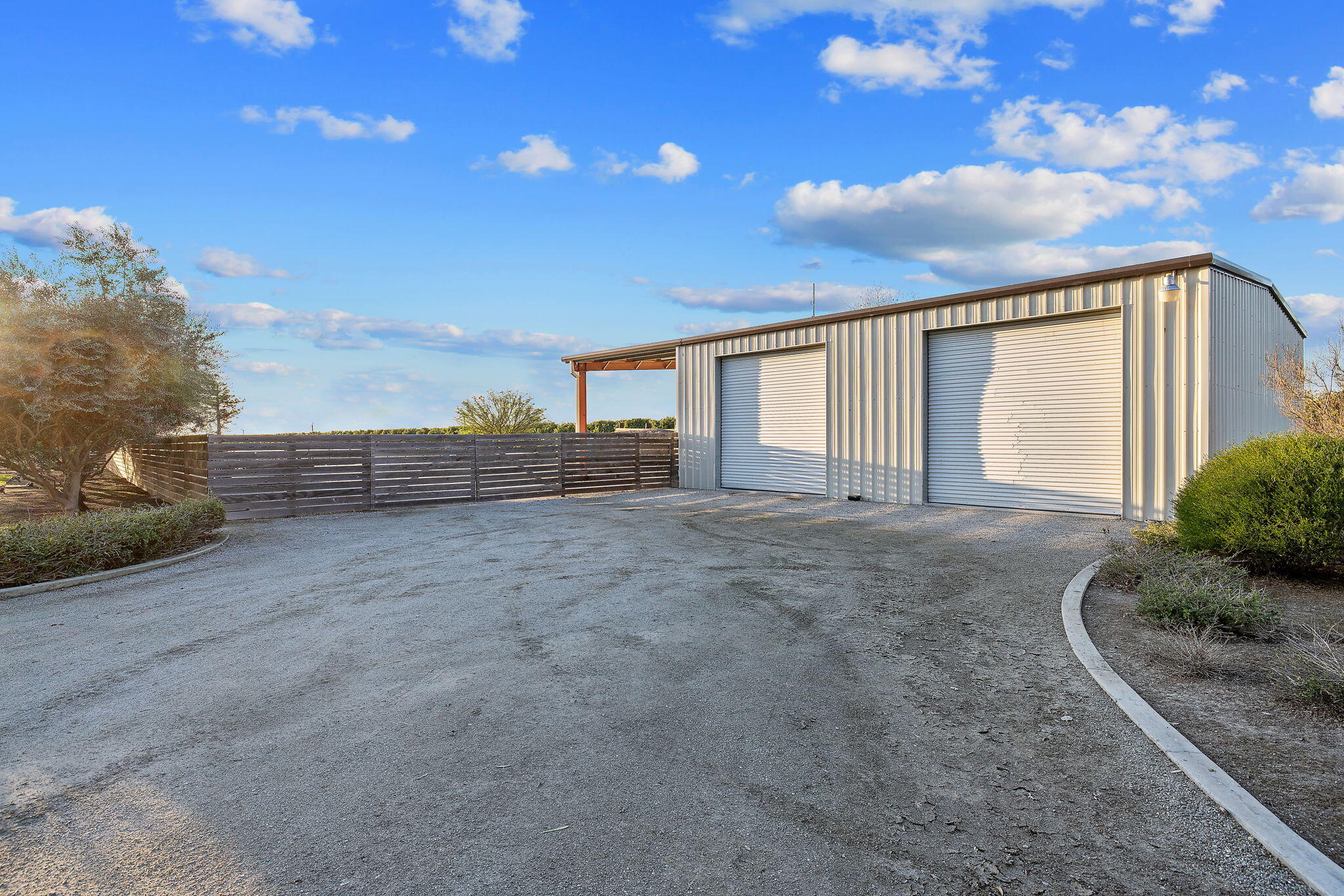 21275 Rd 192, Lindsay, CA 93247