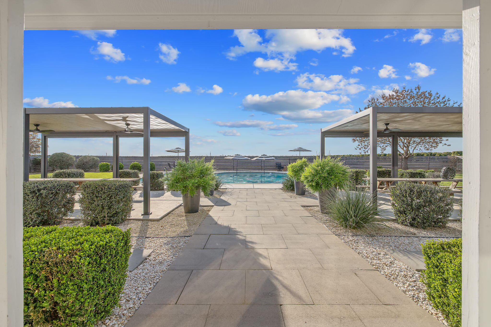 21275 Rd 192, Lindsay, CA 93247