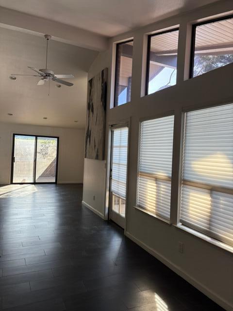 725 N Silvervale Dr, Visalia, CA 93292