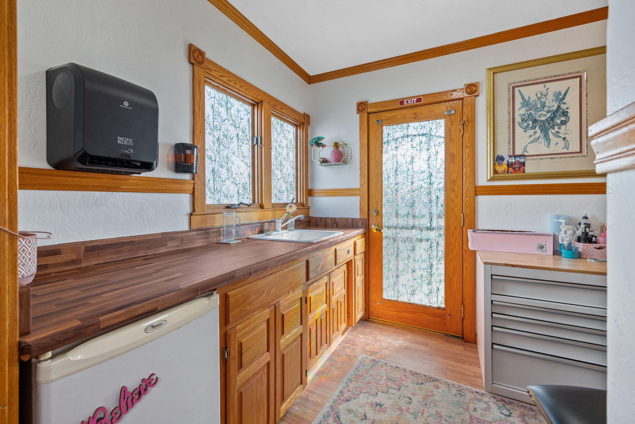 114 S Stevenson St, Visalia, CA 93291